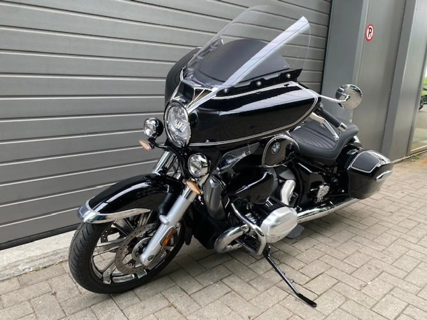 BMW R 18 Transcontinental Topcase gedemonteerd. Black - 2
