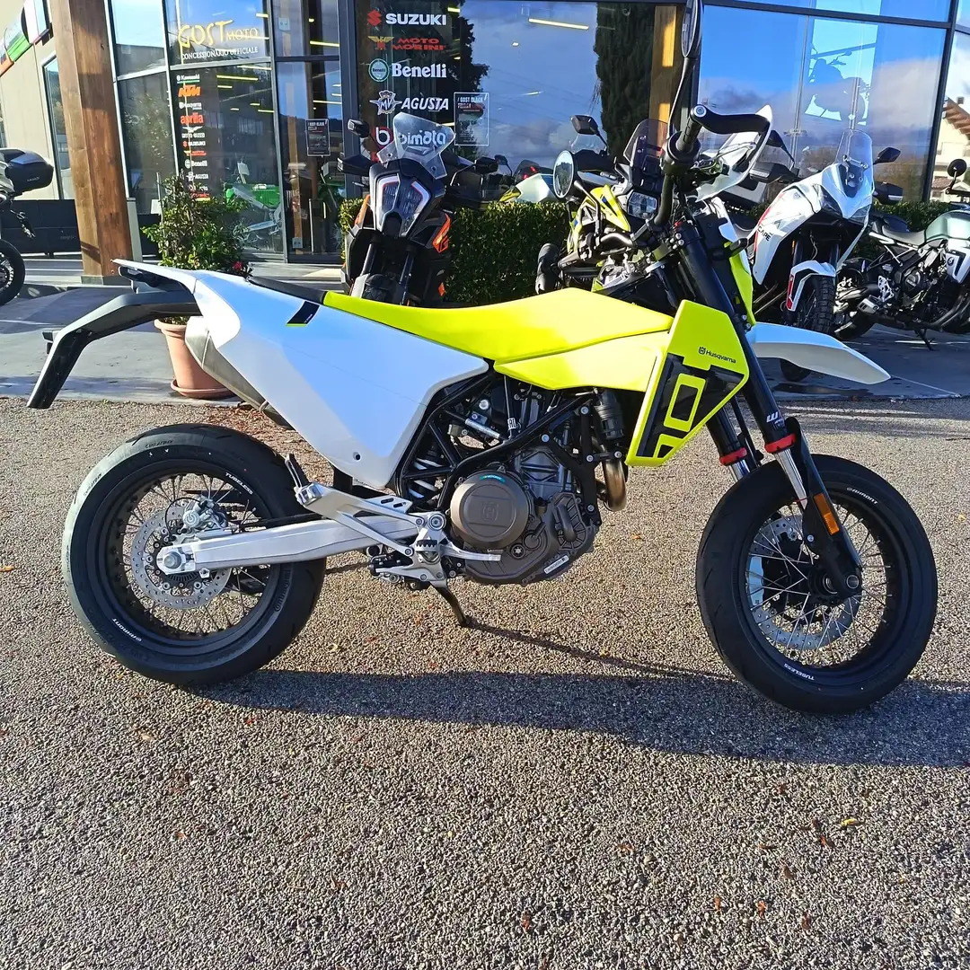Husqvarna 701 Supermoto #81088 - 2