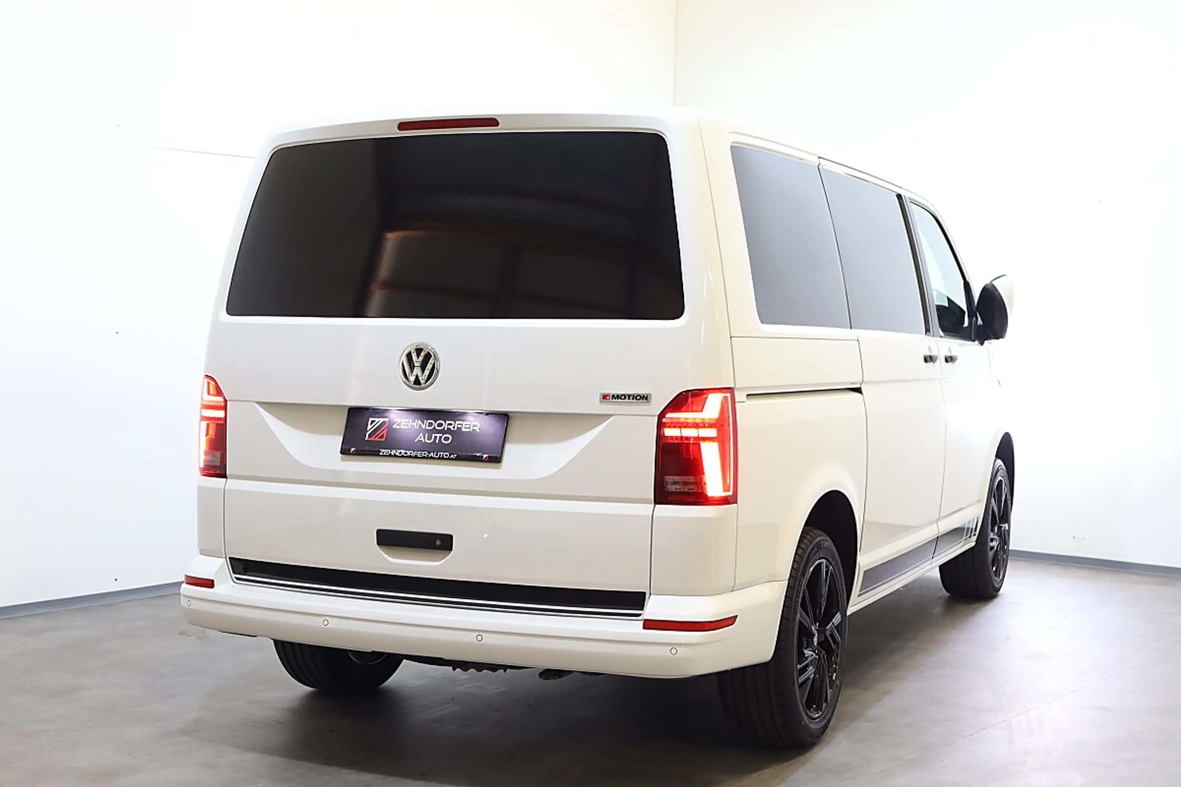 Volkswagen T6.1 Transporter KR 2,0 TDI 4Motion|LED|MFL|2xSchiebetür — photo 6