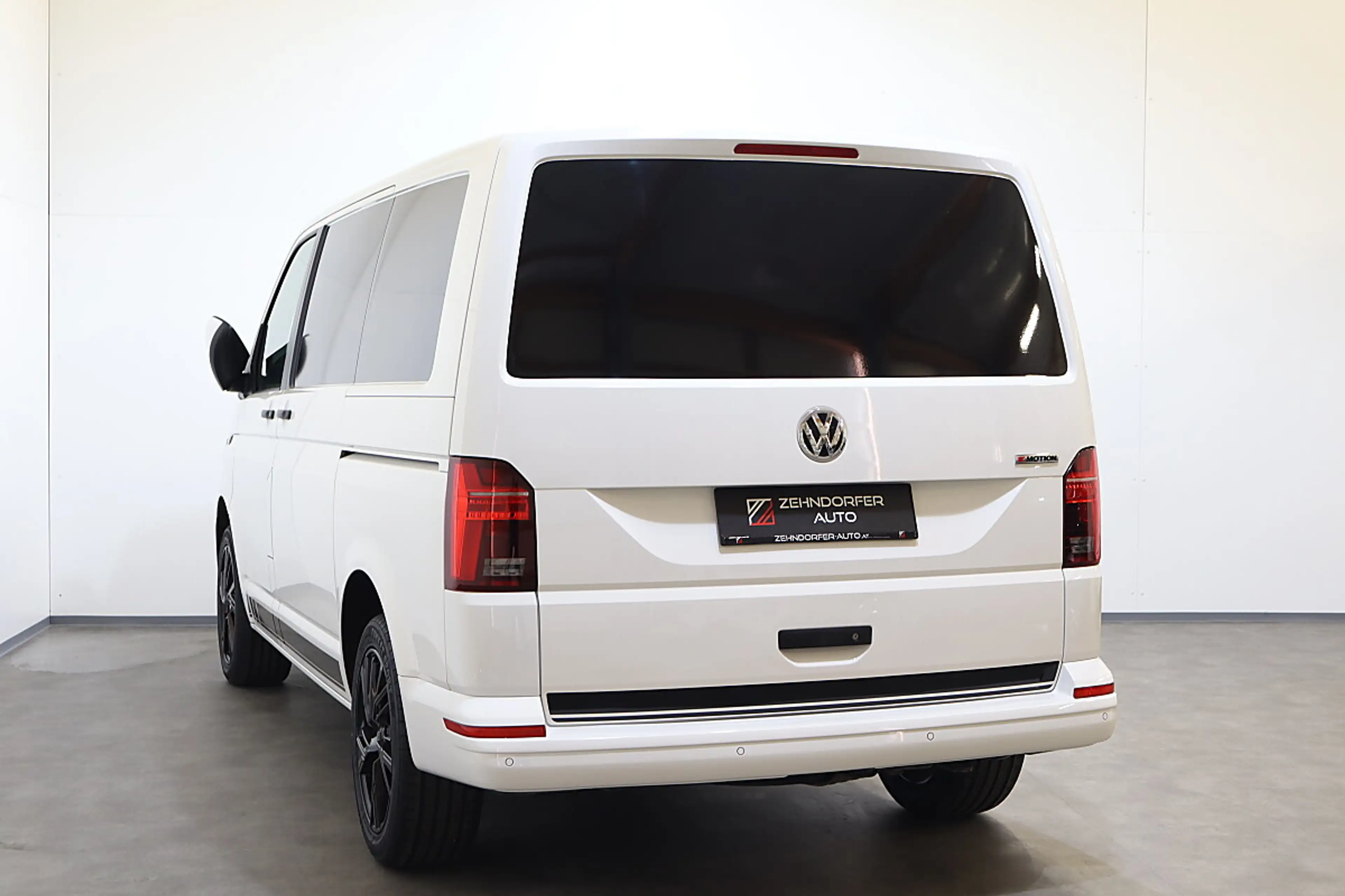 Volkswagen T6.1 Transporter KR 2,0 TDI 4Motion|LED|MFL|2xSchiebetür — photo 4