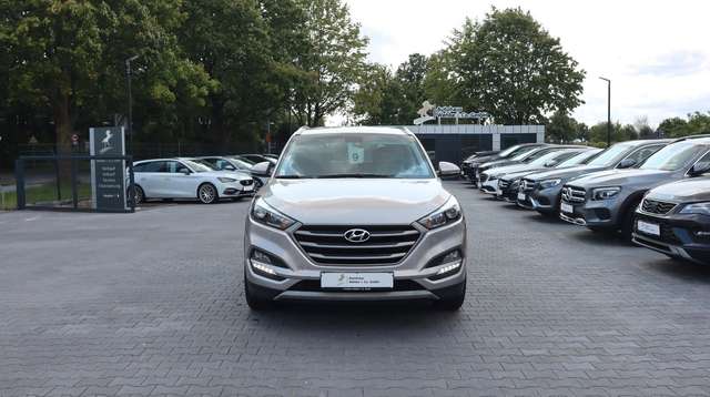 Hyundai TUCSON 4WD Auto. SitzHz. 1. Hand Tempomat PDC
