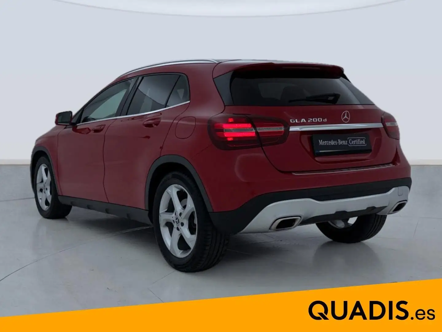 Mercedes-Benz GLA 200 200d 7G-DCT Rojo - 2