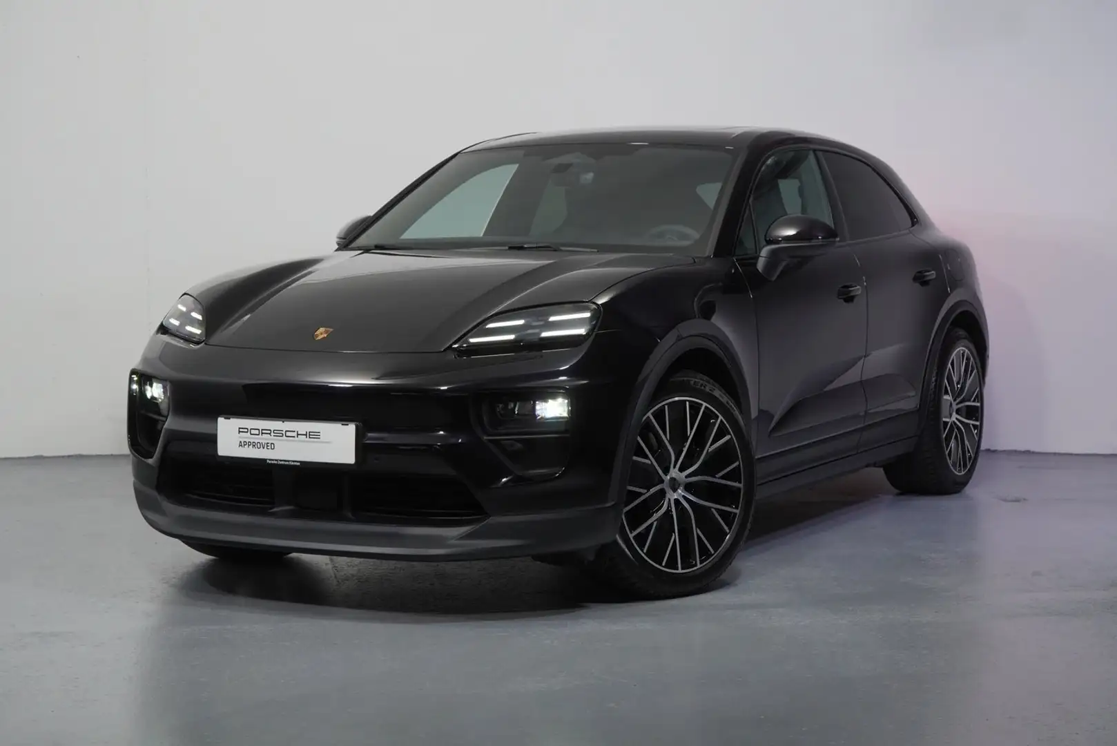 Porsche Macan 4 Schwarz - 1