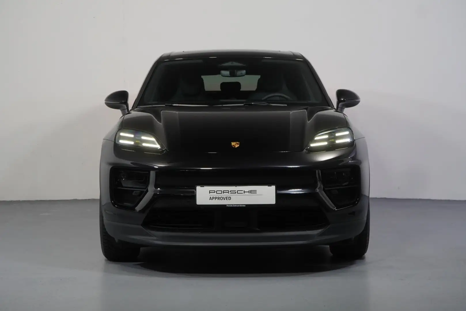 Porsche Macan 4 Schwarz - 2