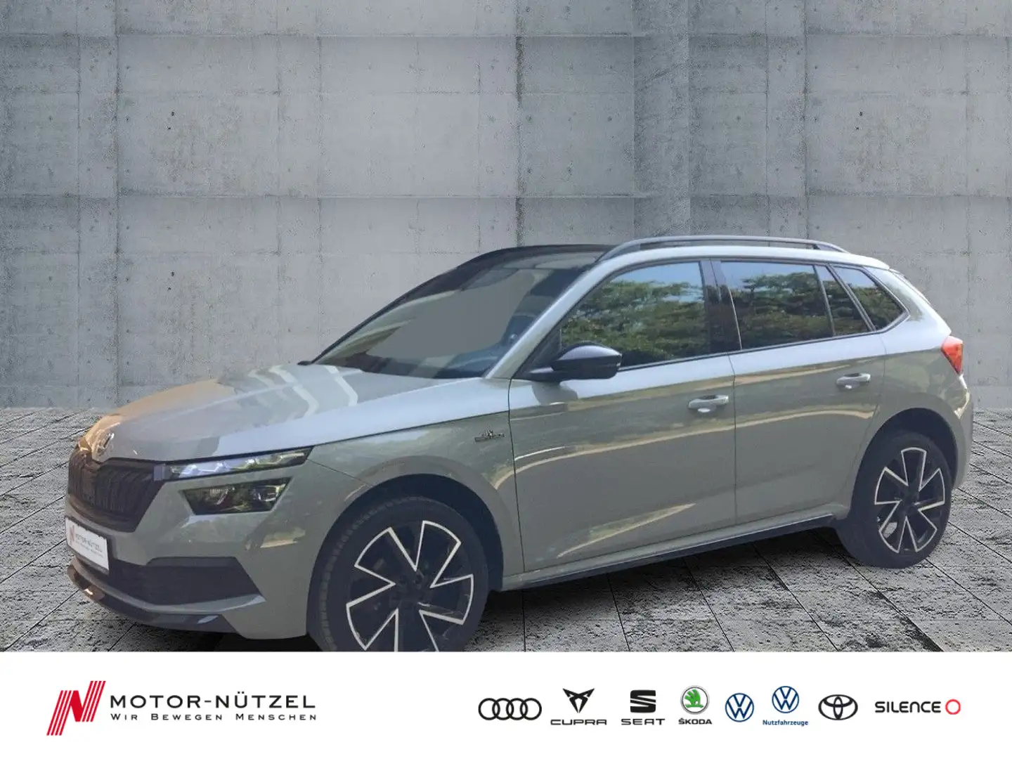 Skoda Kamiq 1.5 TSI DSG MONTE CARLO LED+NAVI+ACC+PANO Grau - 1