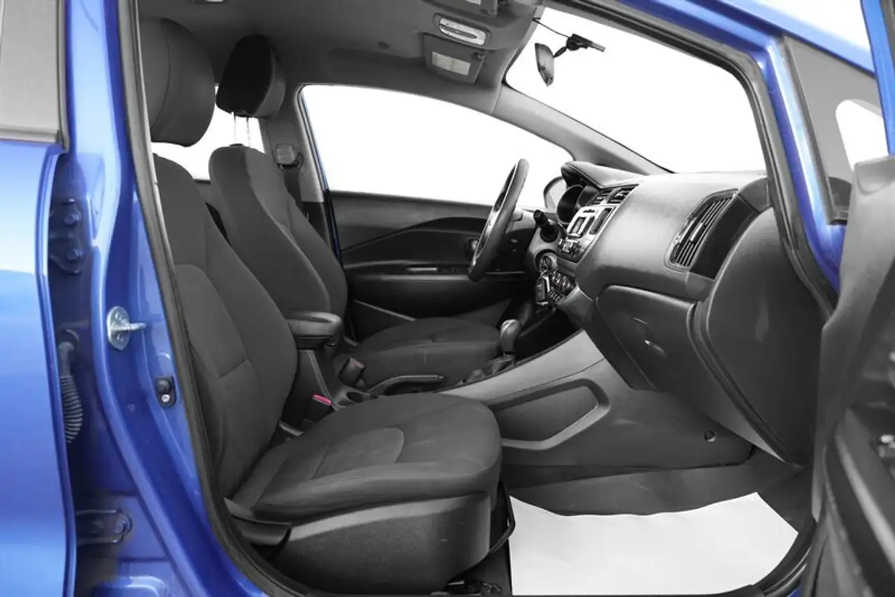 Kia Rio снимка Kia Rio