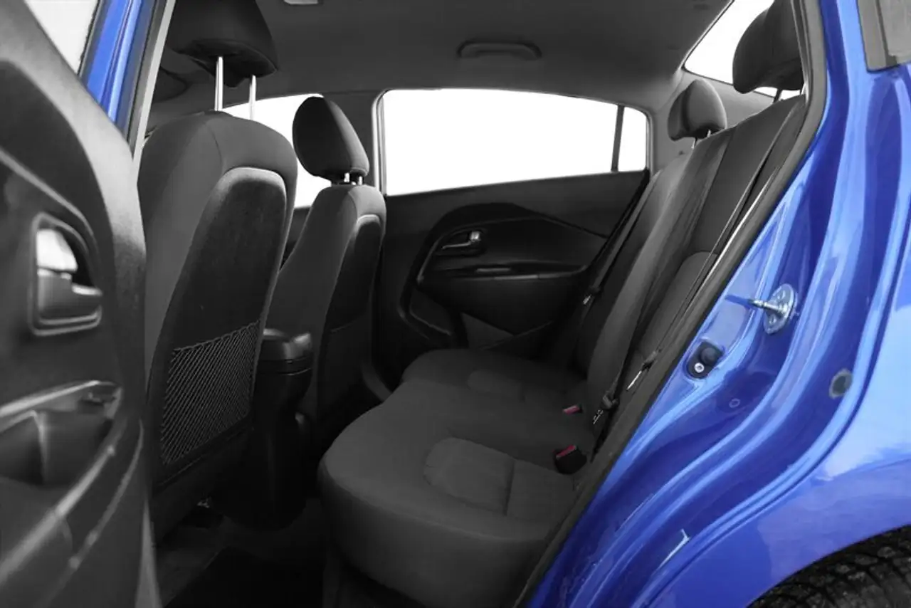 Kia Rio снимка Kia Rio