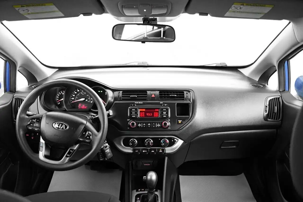 Kia Rio снимка Kia Rio