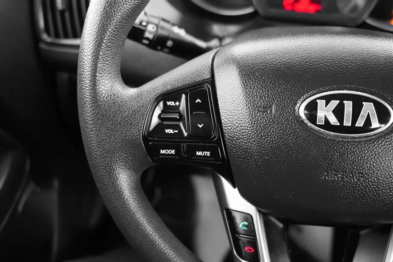 Kia Rio снимка Kia Rio