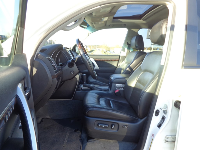 Toyota Land Cruiser 200 V8 Premium 4.5 D-4D Lichte Vracht ! — photo 11