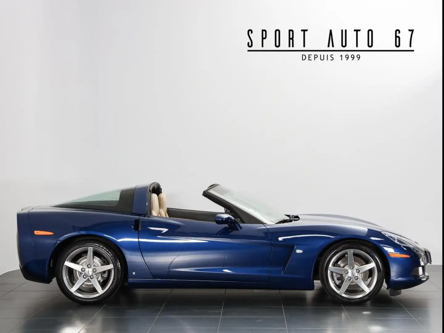 Chevrolet Corvette TARGA V8 6.0 L Bleu - 2
