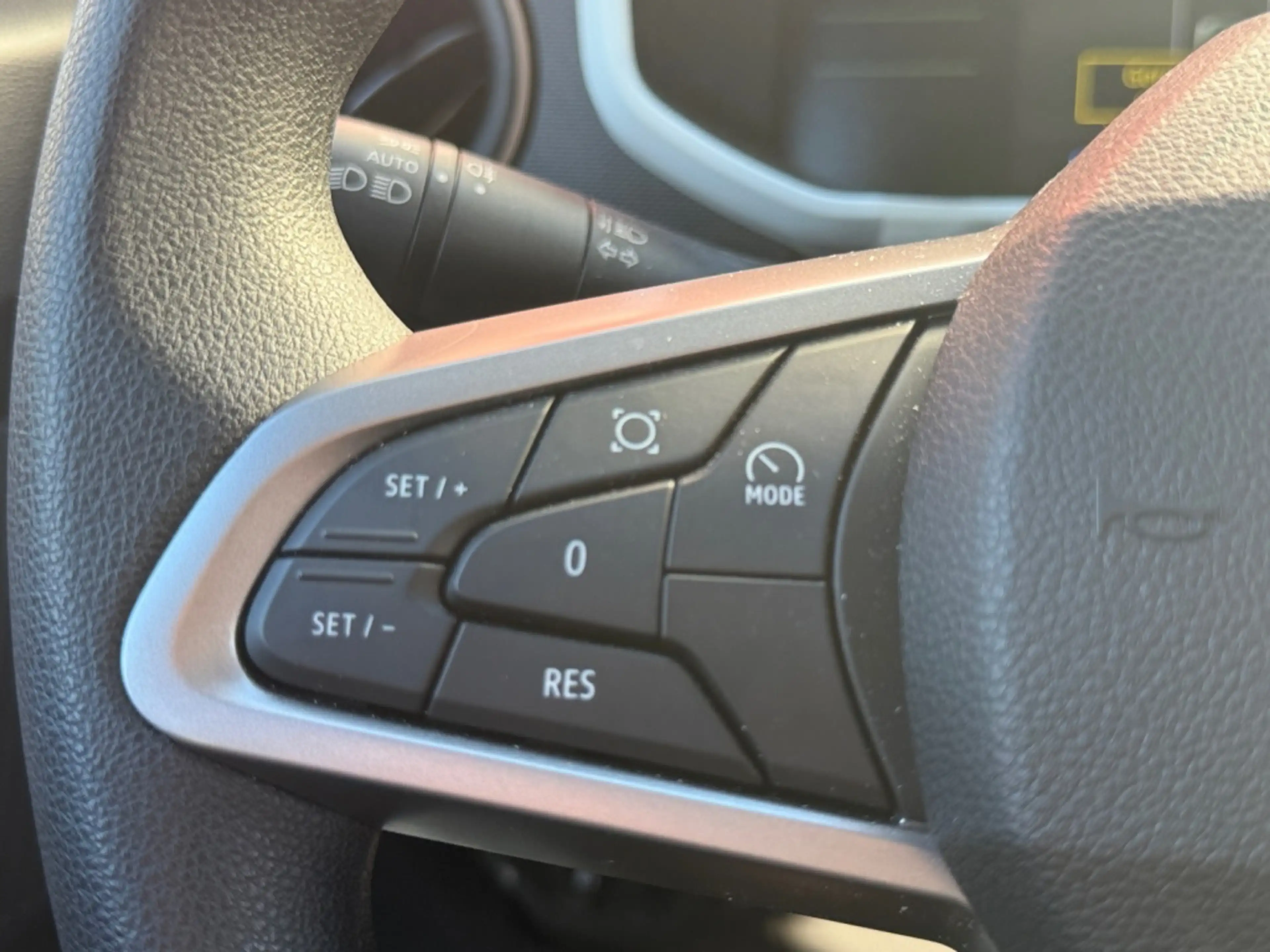 Dacia Spring Extreme 65 26.8 kWh — photo 17