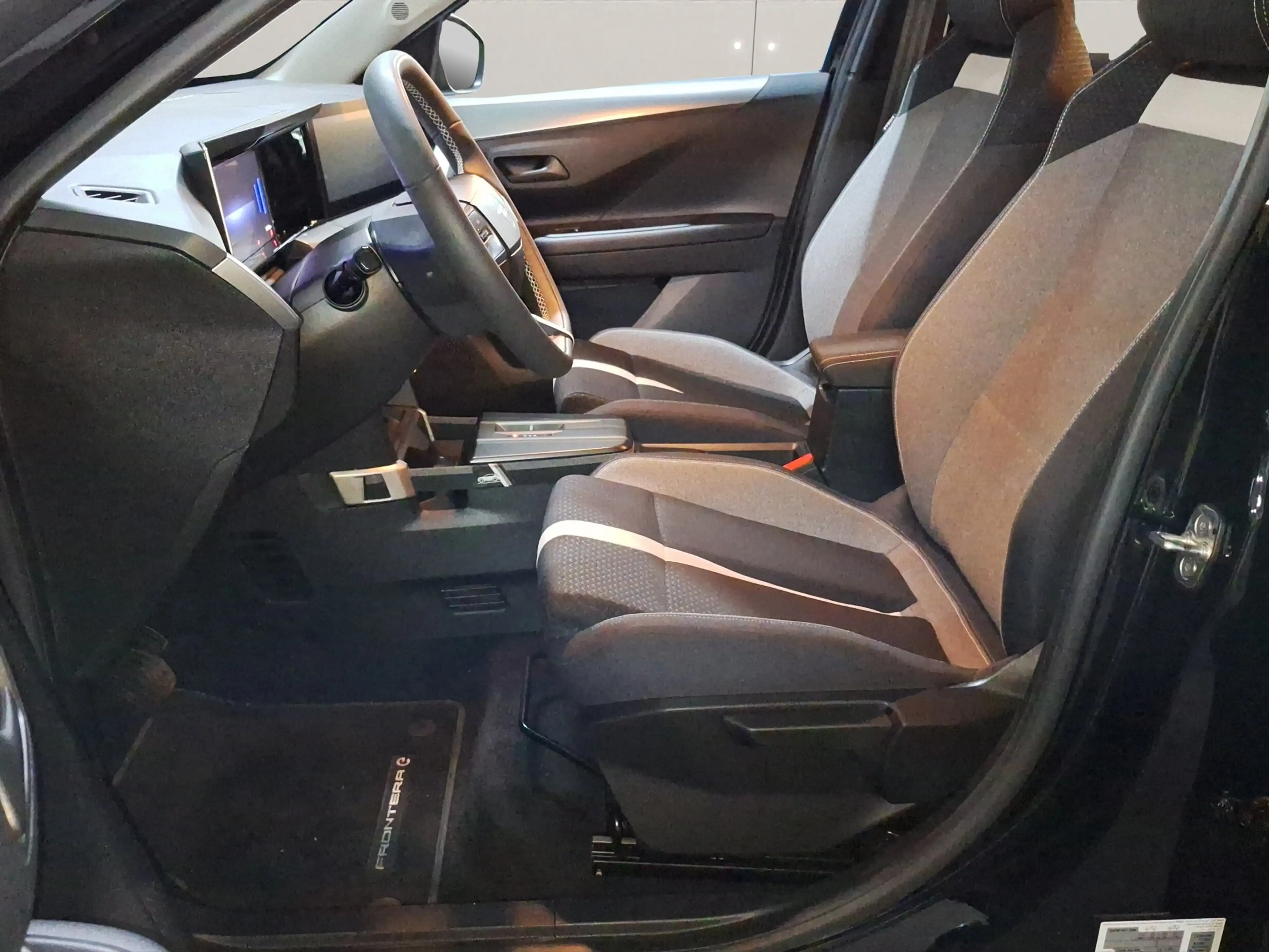 Opel Frontera 1.2 Edition 74kW LED+Fernlichtass.+PDC — photo 8