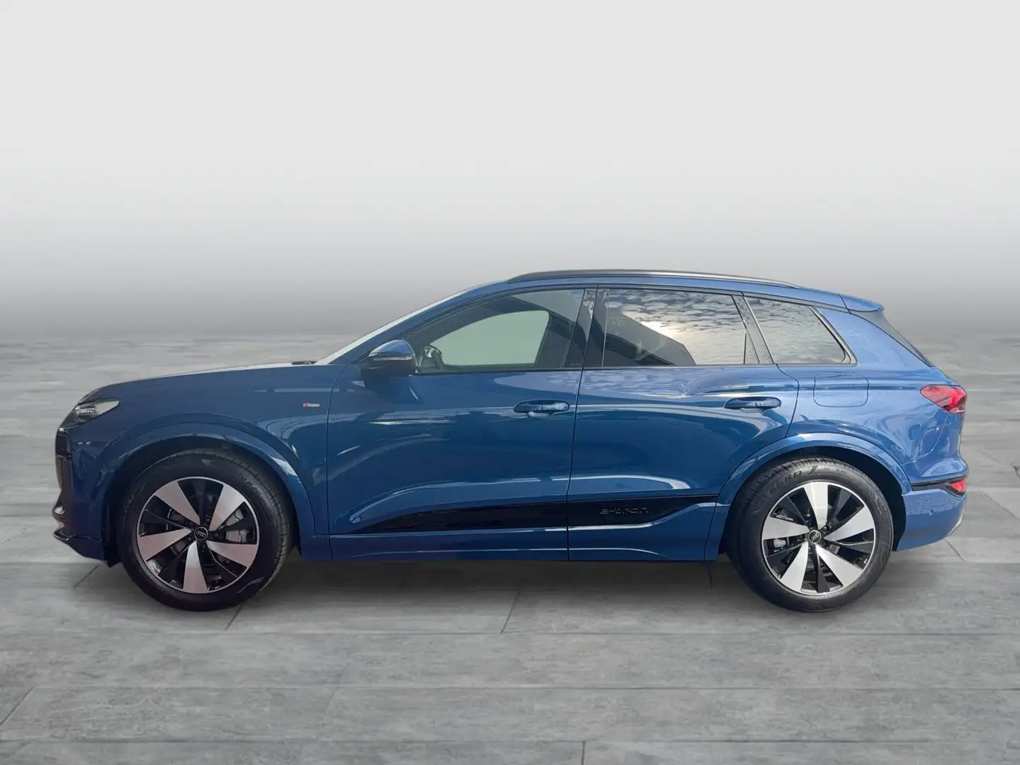 Audi Q6 e-tron e-tron quattro 285 kW Blau - 2