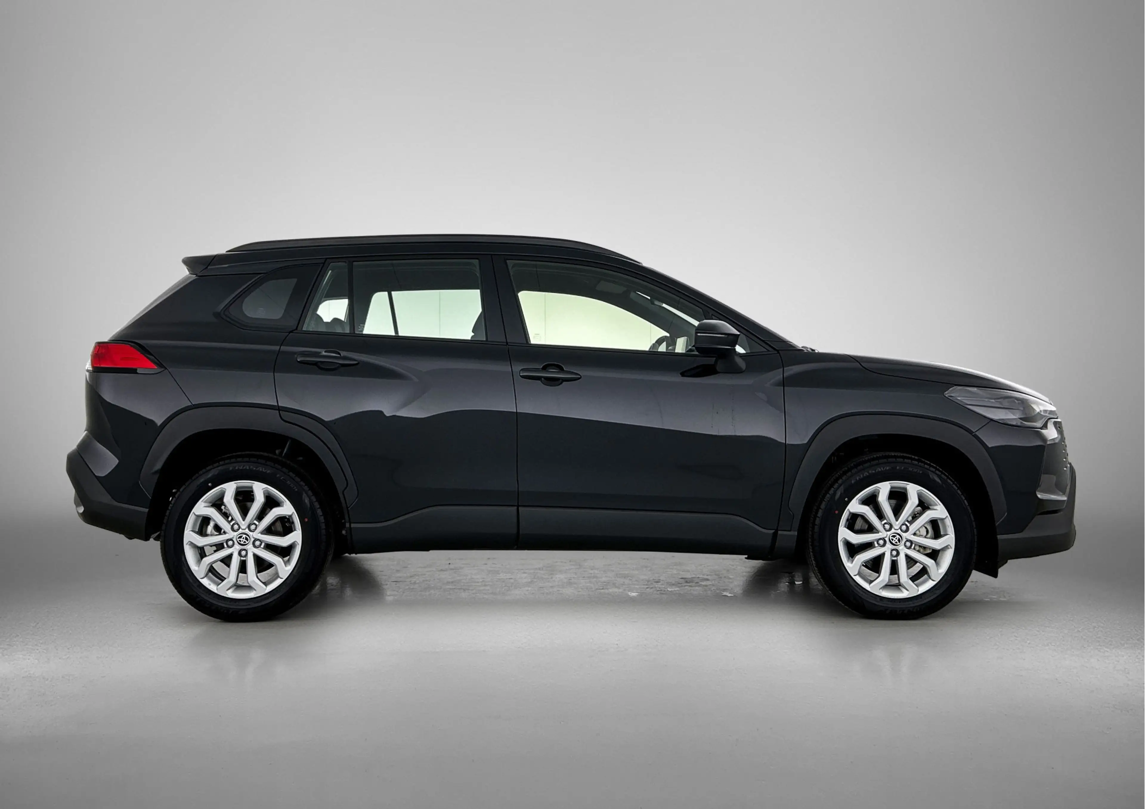 Toyota Corolla Cross Hybrid 140 Active — photo 12