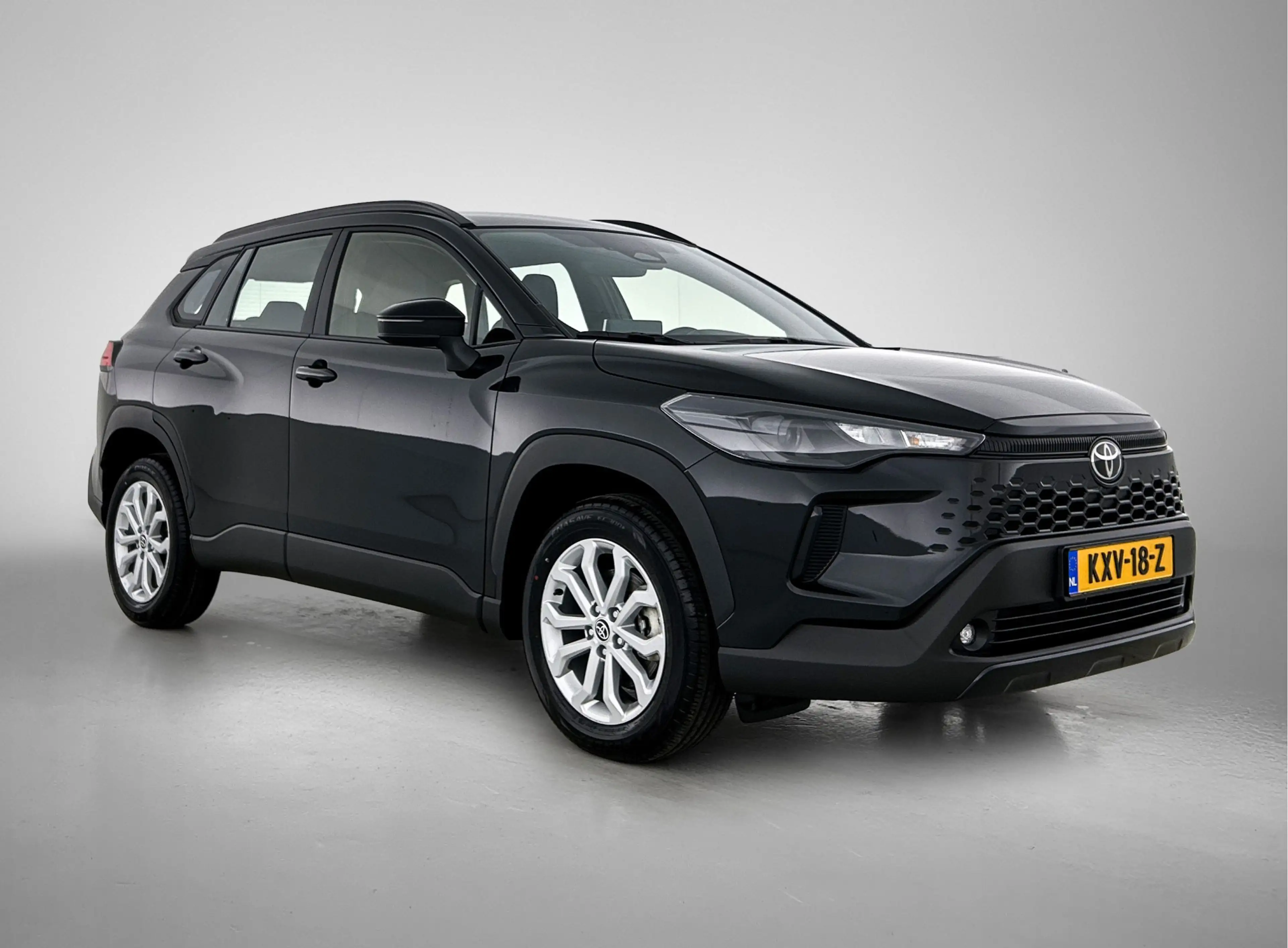 Toyota Corolla Cross Hybrid 140 Active — photo 13