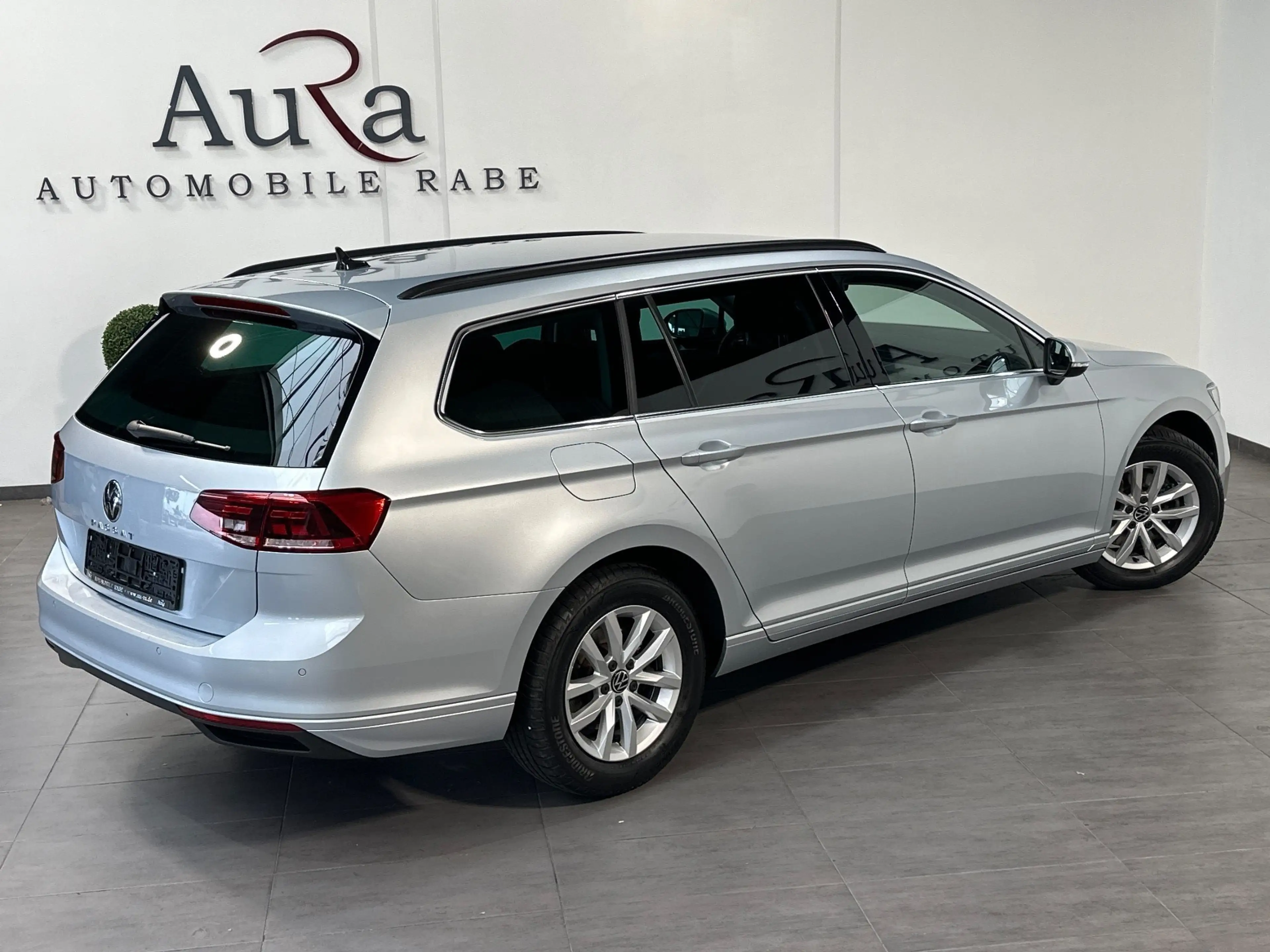 Volkswagen Passat Variant 2.0 TDI DSG Business NAV+LED+AHK+ACC+KAMERA+SHZ — photo 5