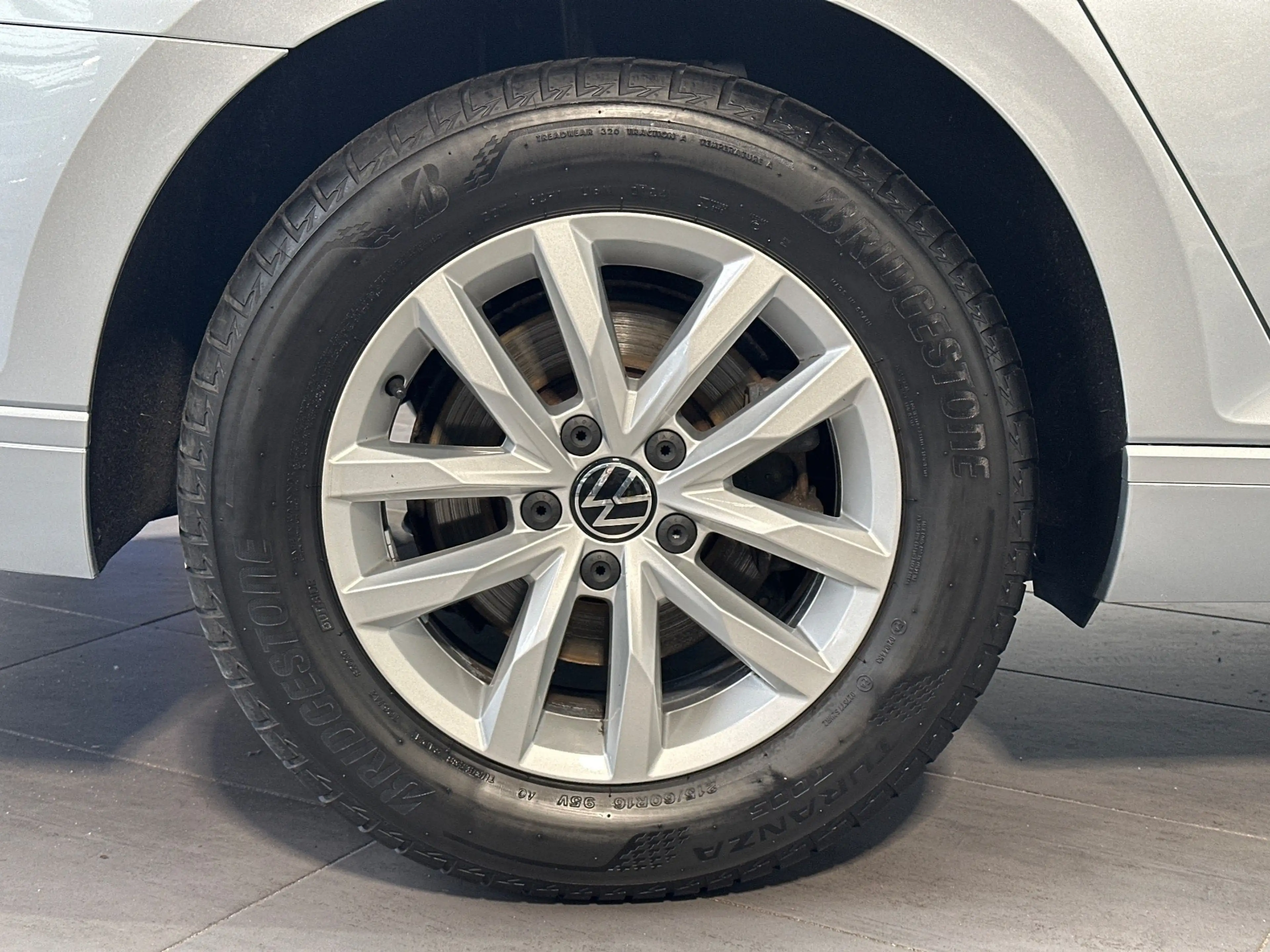 Volkswagen Passat Variant 2.0 TDI DSG Business NAV+LED+AHK+ACC+KAMERA+SHZ — photo 3