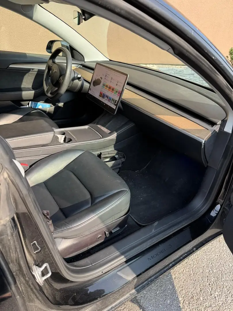 Tesla Model 3 LONG RANGE 614km - DUAL MOTOR AWD Schwarz - 2