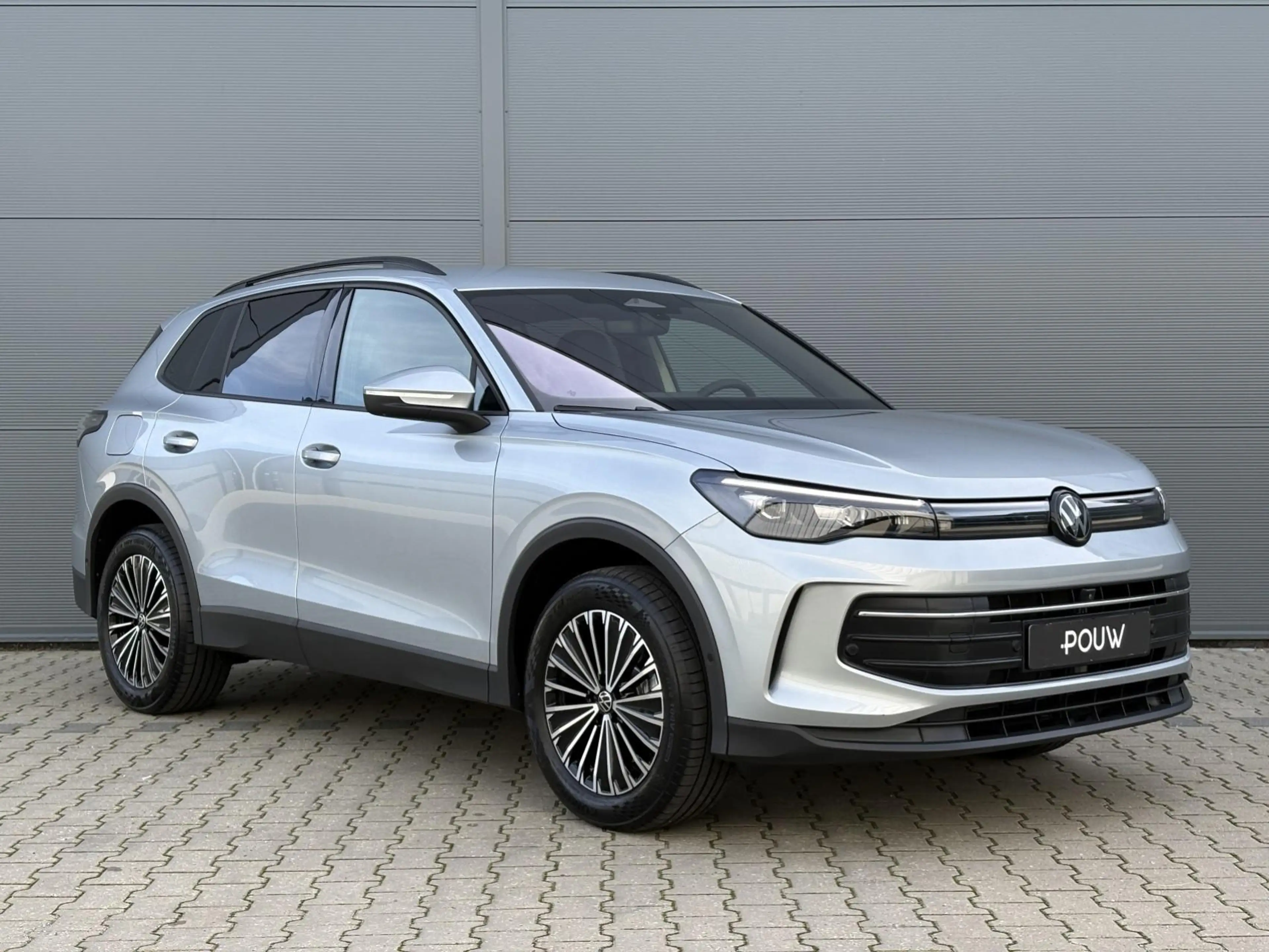 Volkswagen Tiguan 1.5 eHybrid 204pk DSG Life | SoH 98% | Trekhaak | — photo 10
