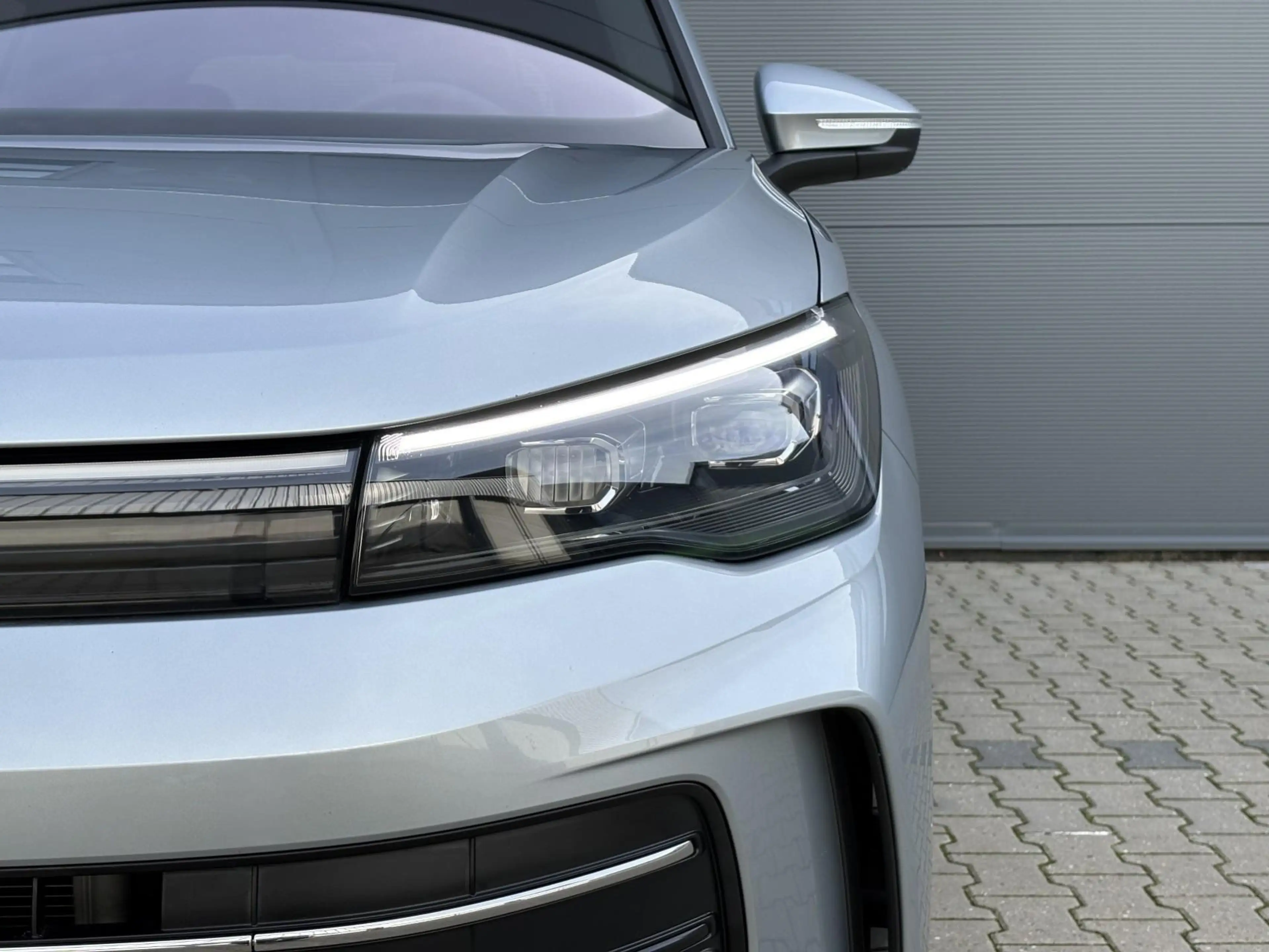 Volkswagen Tiguan 1.5 eHybrid 204pk DSG Life | SoH 98% | Trekhaak | — photo 9