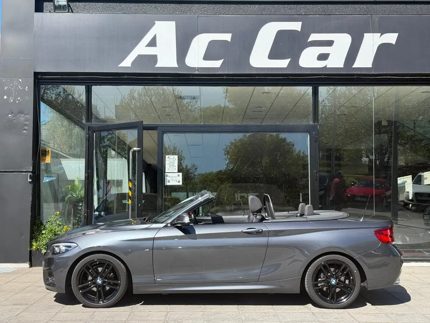 BMW 218 218dA Cabrio Gris - 1