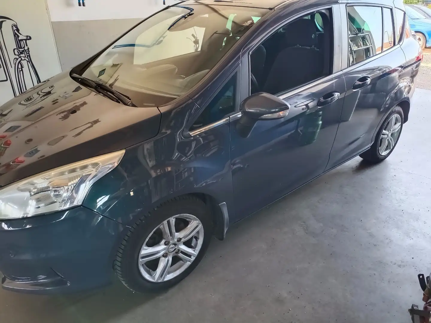 Ford B-Max Titanium Grau - 2