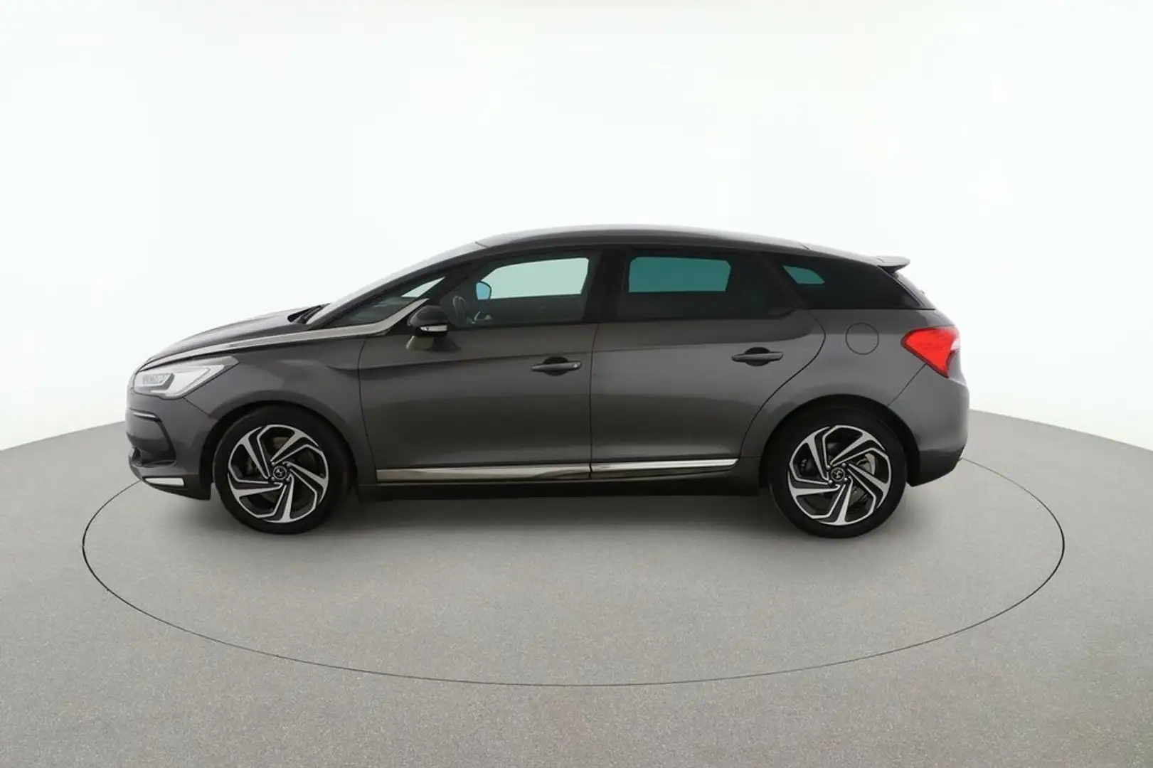 DS Automobiles DS 5 2.0 Blue-HDi 133kW 180CV EAT6 Perf. Line Gris - 2