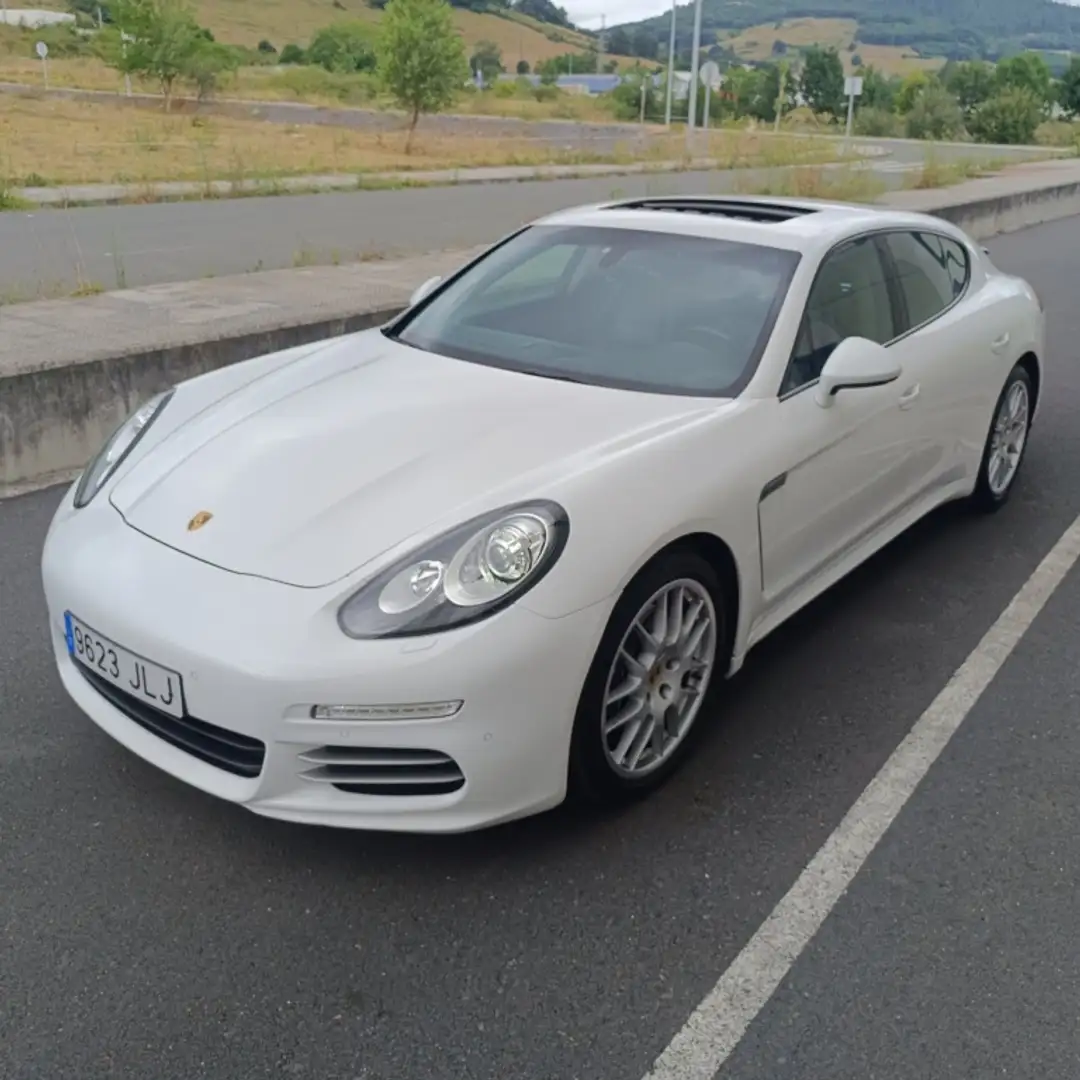 Porsche Panamera 4 PDK Blanco - 2