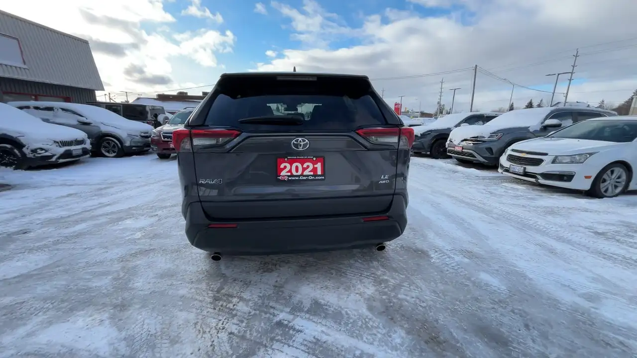 Toyota RAV 4 снимка Toyota RAV 4