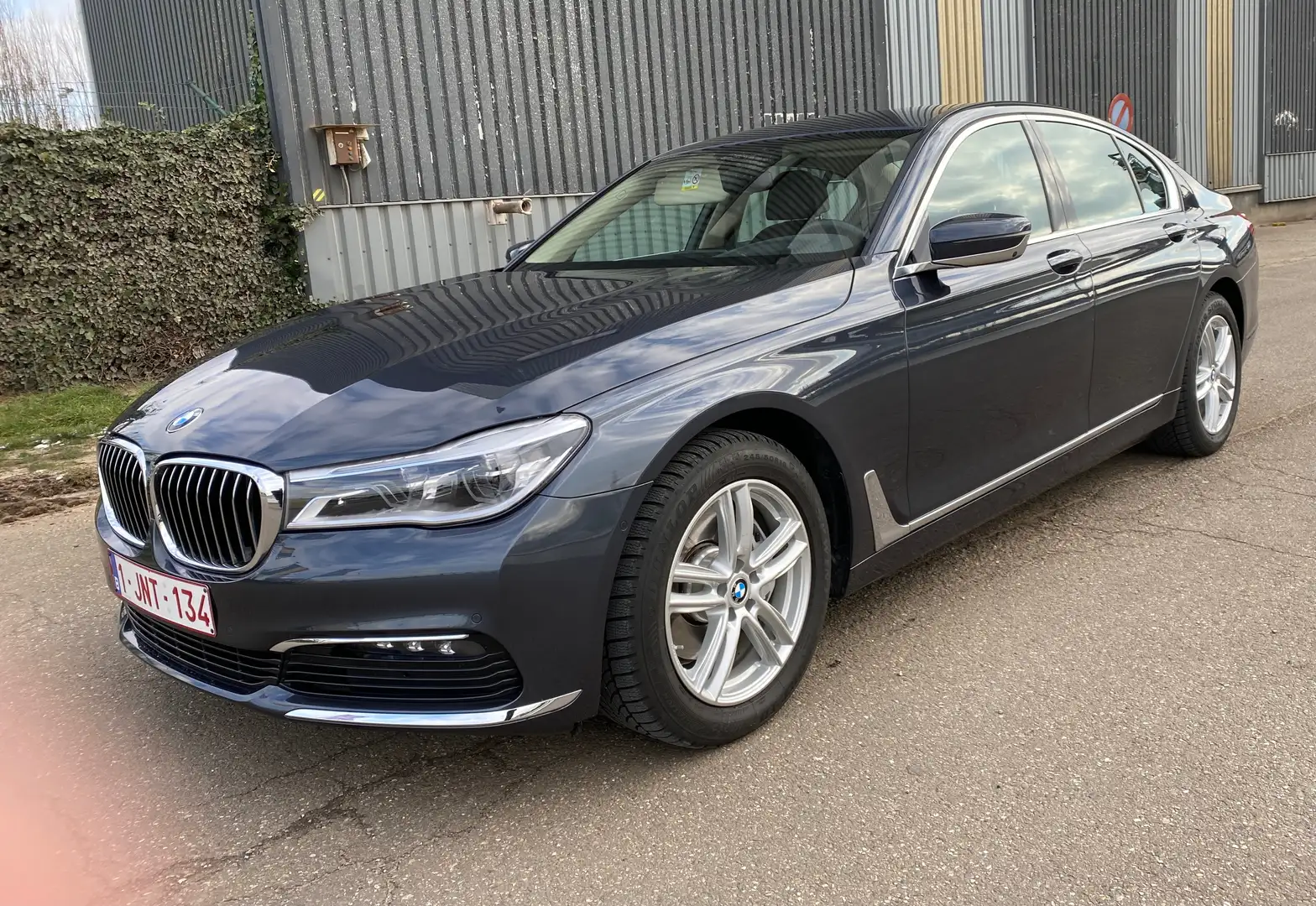 BMW 740 740i Gris - 1