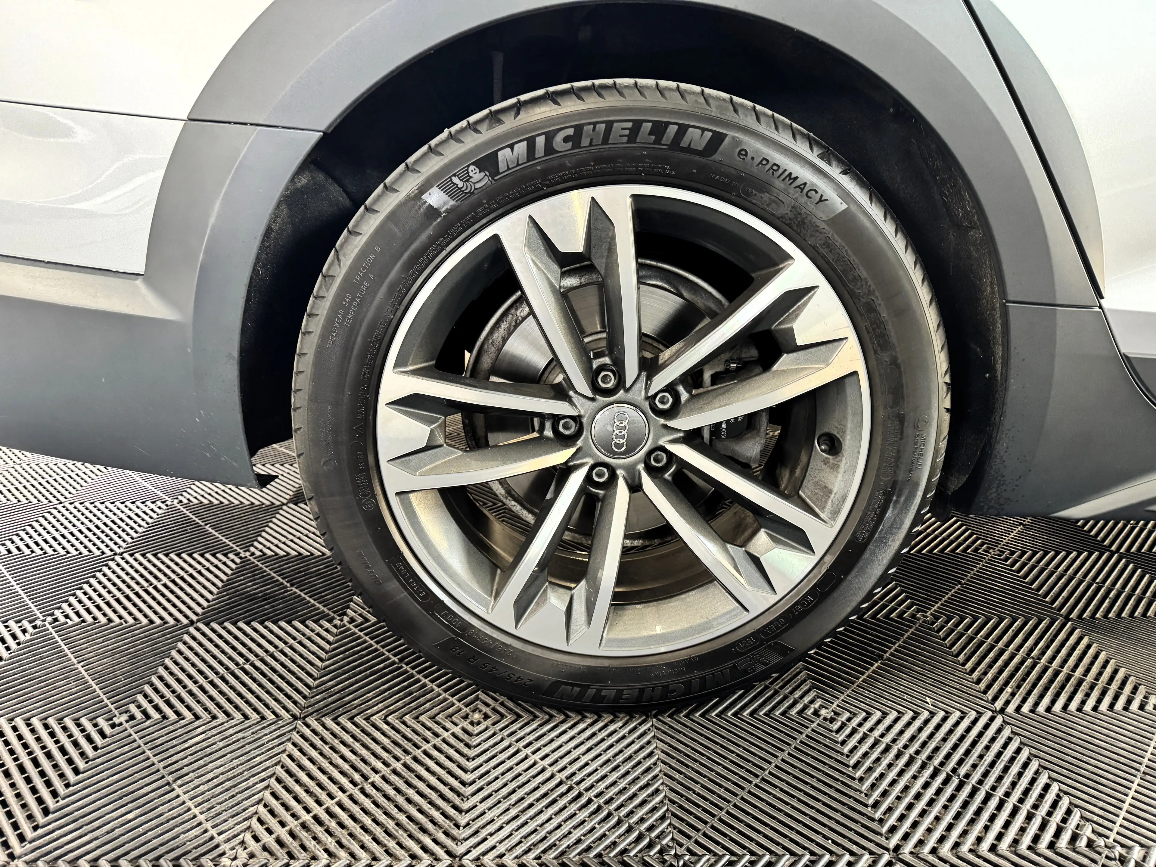 Audi A4 allroad 40 TDI Allroad quattro LED/Standheizung/AHK/Kamera — photo 7