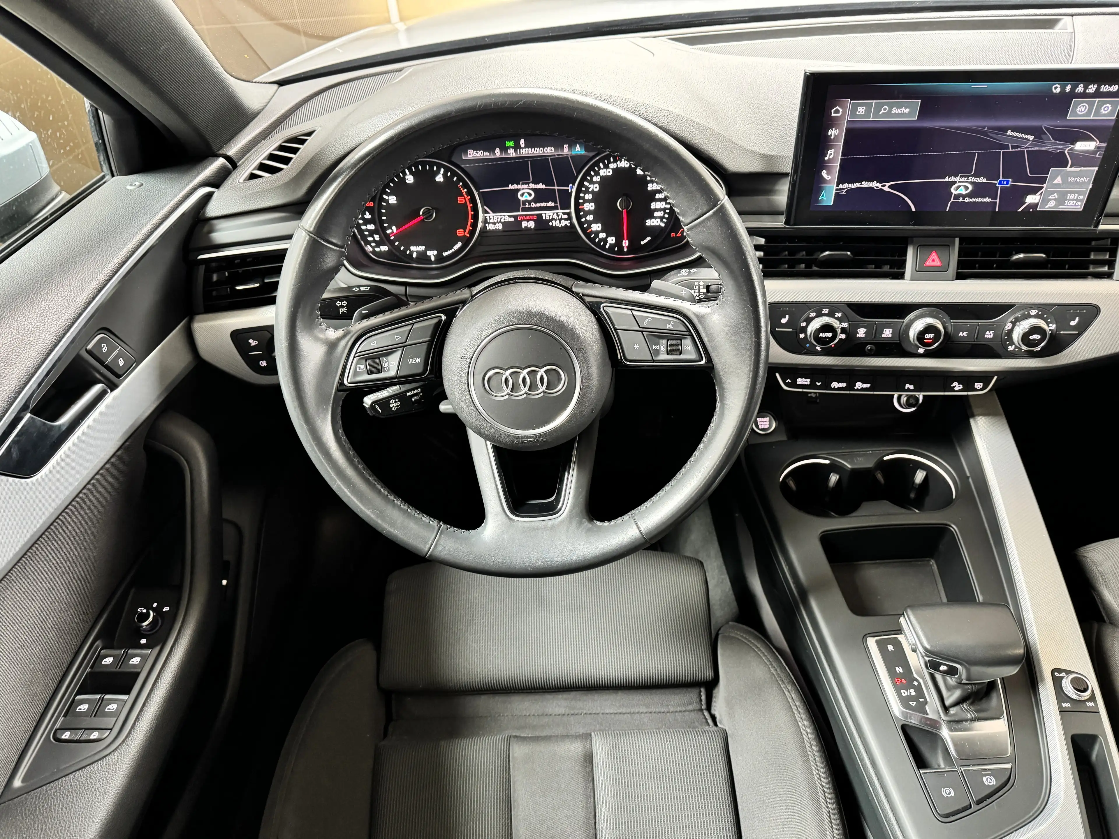 Audi A4 allroad 40 TDI Allroad quattro LED/Standheizung/AHK/Kamera — photo 14
