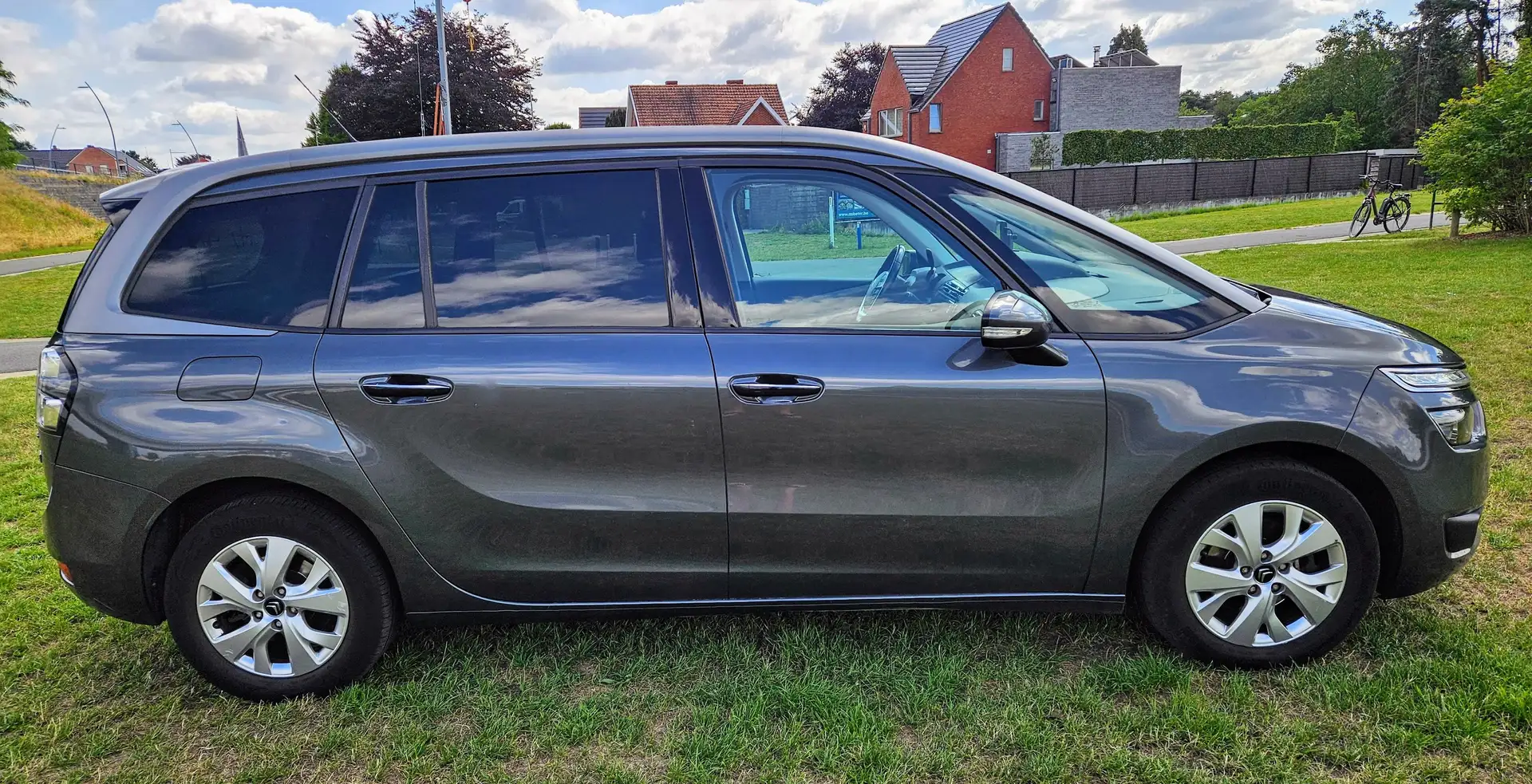 Citroen Grand C4 Picasso Automaat//7 zitplaatsen//1.6 HDI Euro 6 Gris - 2