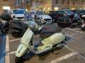 Vespa GTS 300 ABS Verde - thumbnail 4
