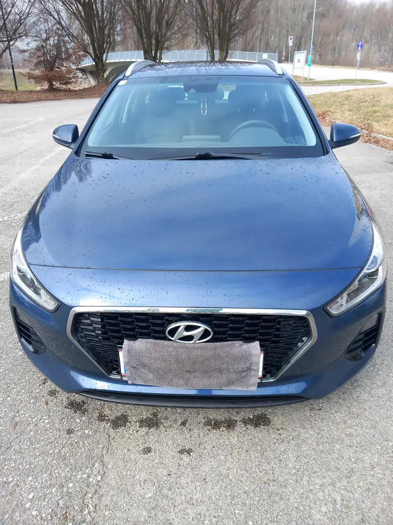 Hyundai i30 i30 CW 1,4 MPI Start/Stopp Life Blau - 2