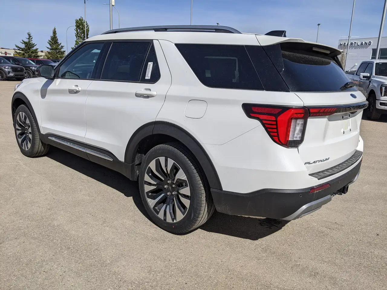 Ford Explorer photo Ford Explorer