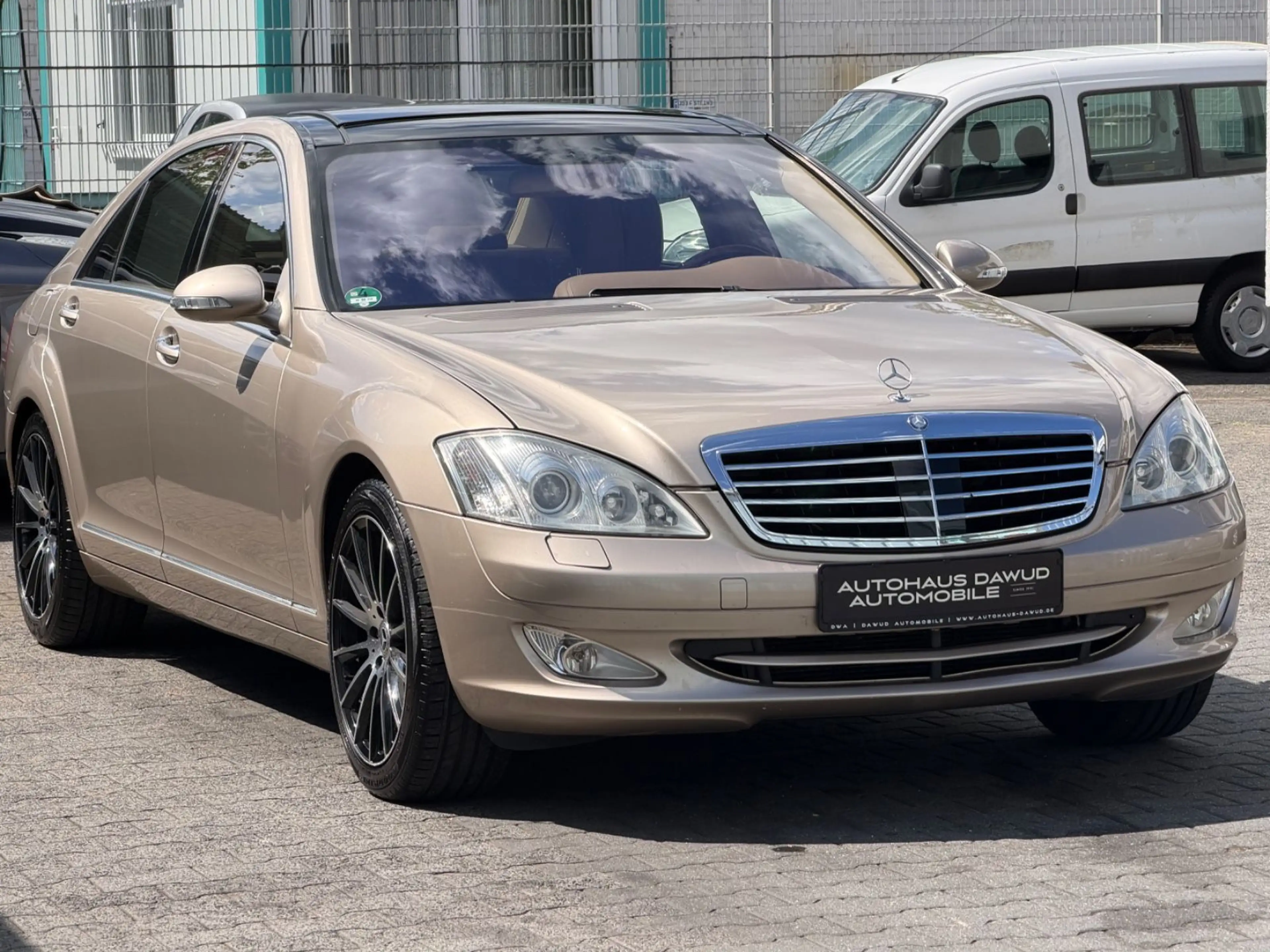 Mercedes-Benz S 500 L Panoramdach Leder Xenon — photo 3