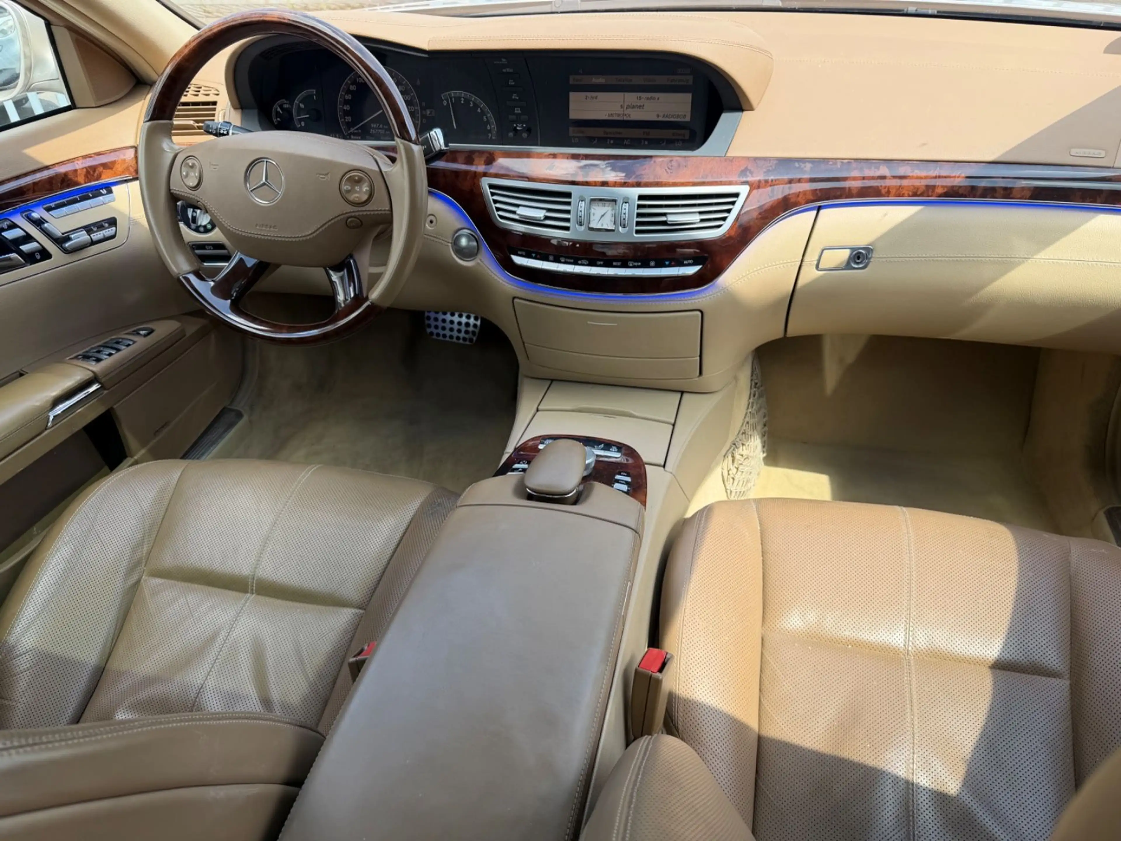 Mercedes-Benz S 500 L Panoramdach Leder Xenon — photo 15