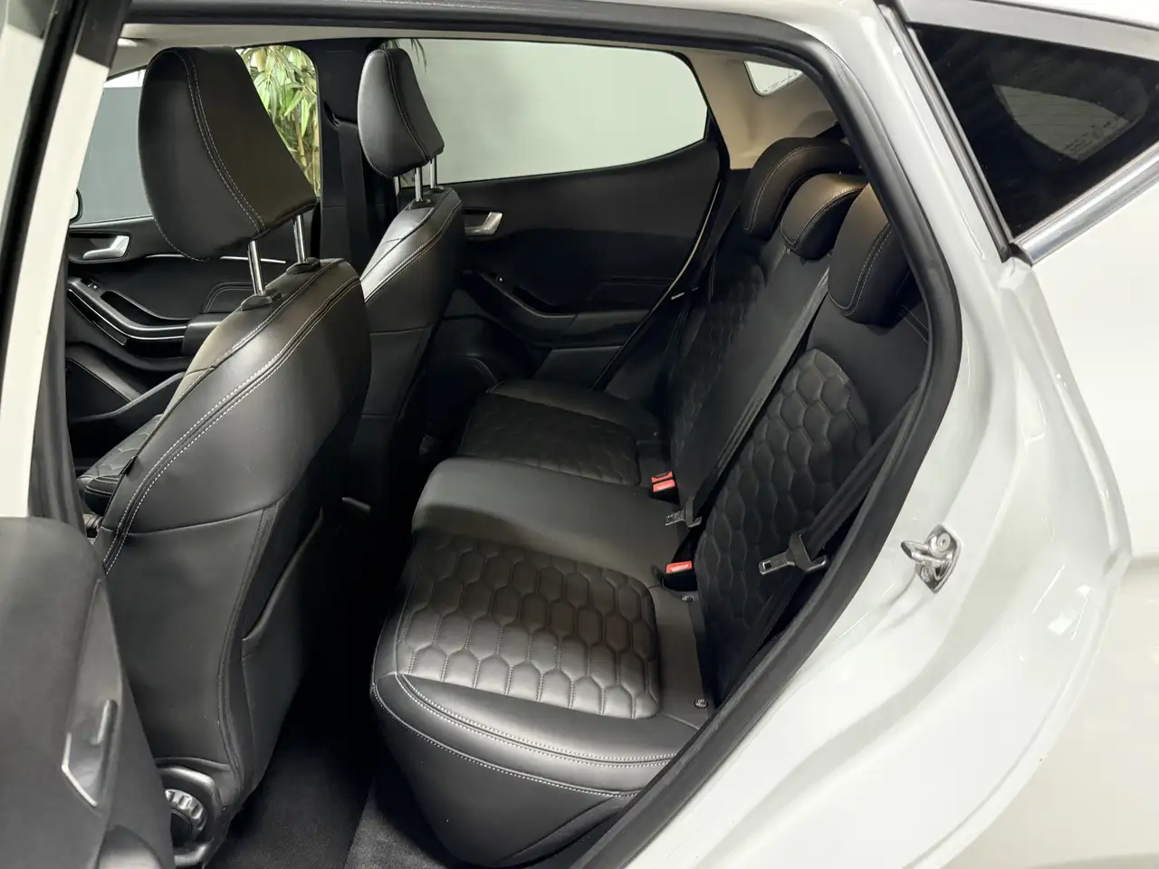 Ford Fiesta 1.0 EcoBoost Hybrid Vignale // Pano // Vol Led, миниатюра 14