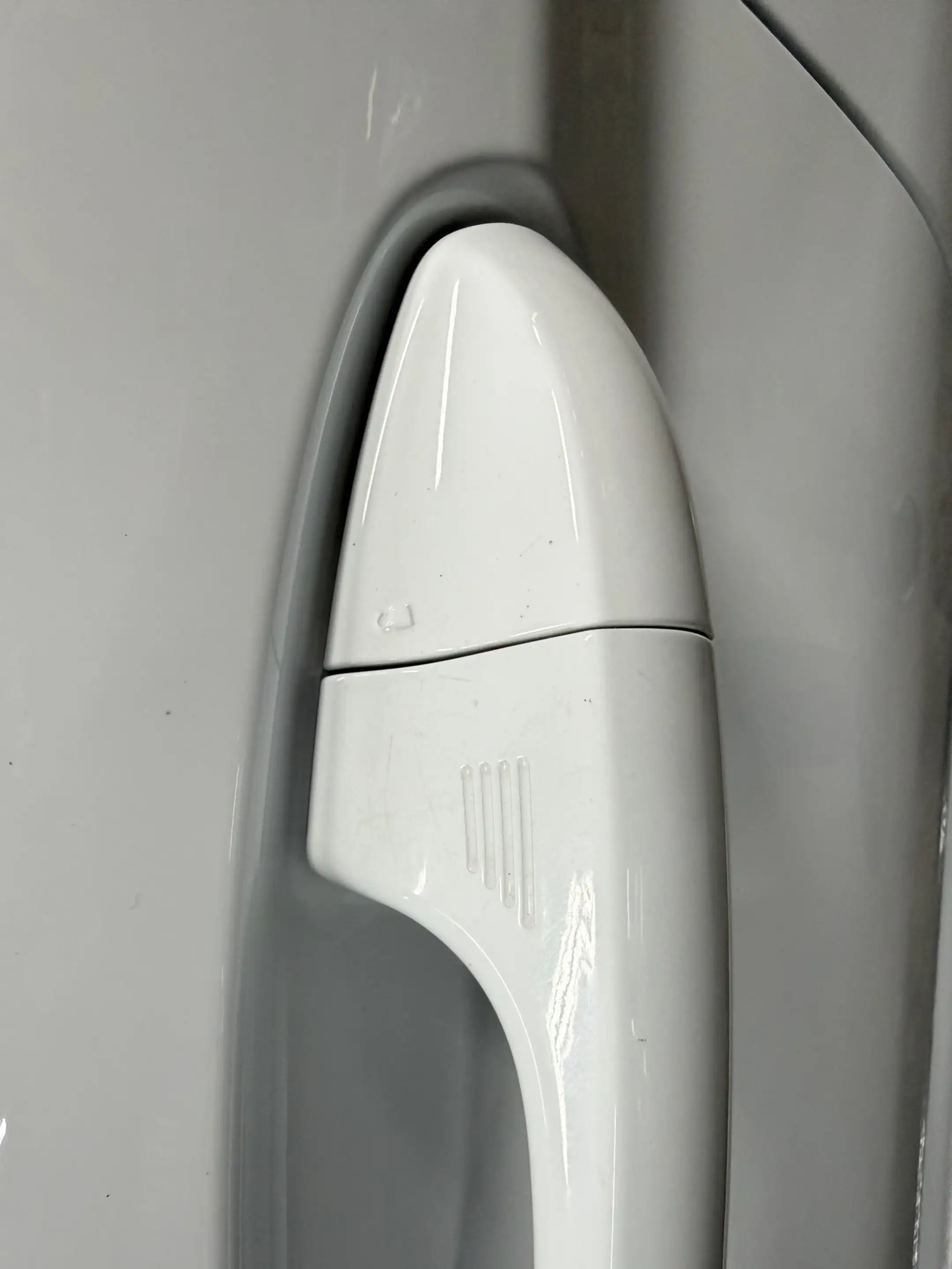 Ford Fiesta 1.0 EcoBoost Hybrid Vignale // Pano // Vol Led — photo 17
