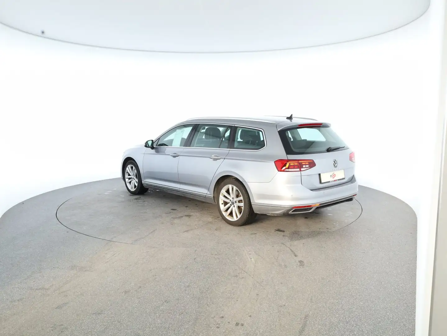 Volkswagen Passat Variant Elegance TSI DSG Silber - 2