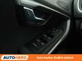Volvo V40 2.0 D2 Momentum Aut.*NAVI*TEMPO*CAM*PDC* Weiß - thumbnail 27