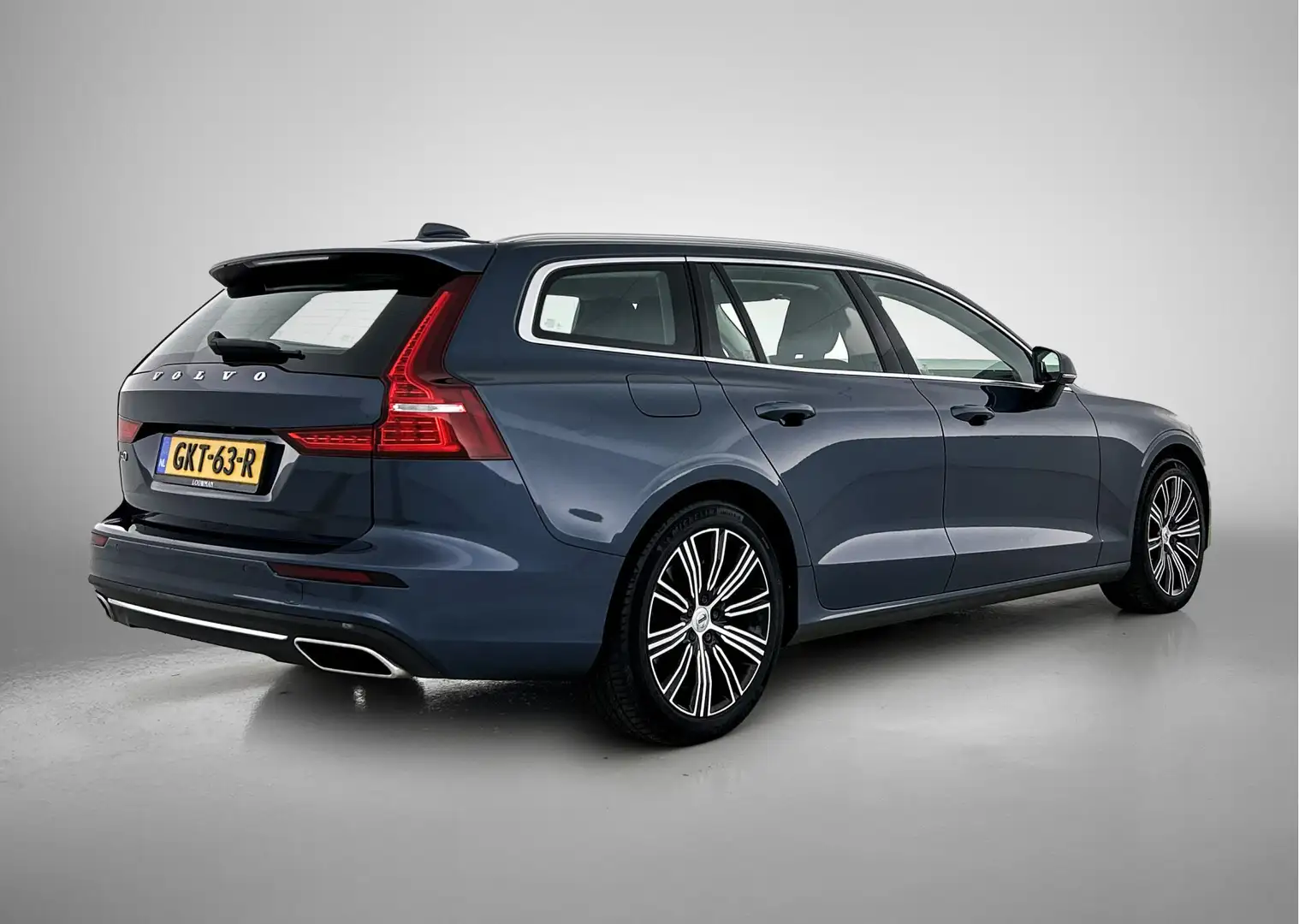 Volvo V60 2.0 T6 Recharge AWD R-Design / Navigatie / Elec. a Bleu - 2
