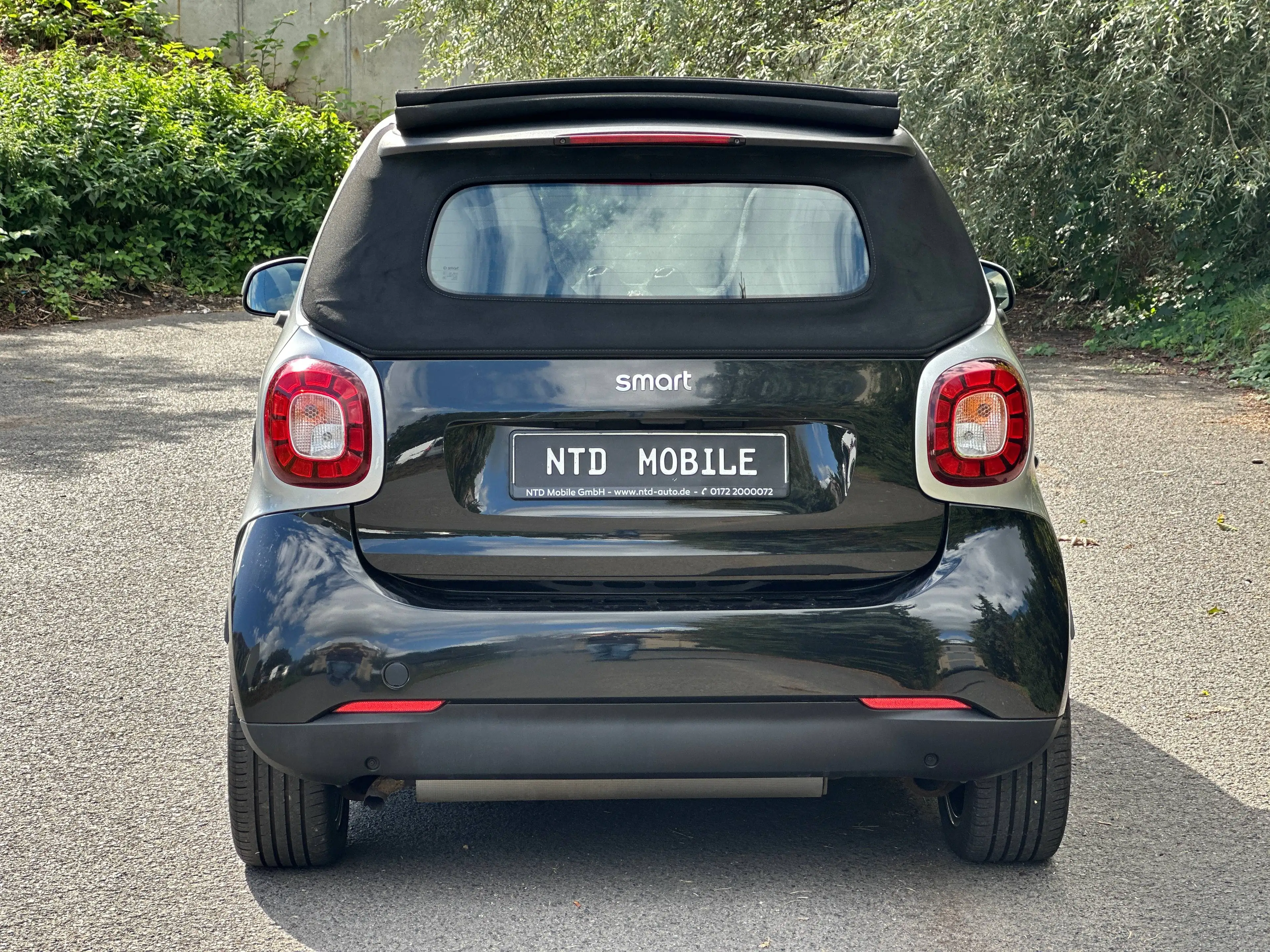 smart forTwo 0.9L 66 kW+NAVI+KLIMA+S-HZG+WENIG-KM — photo 5