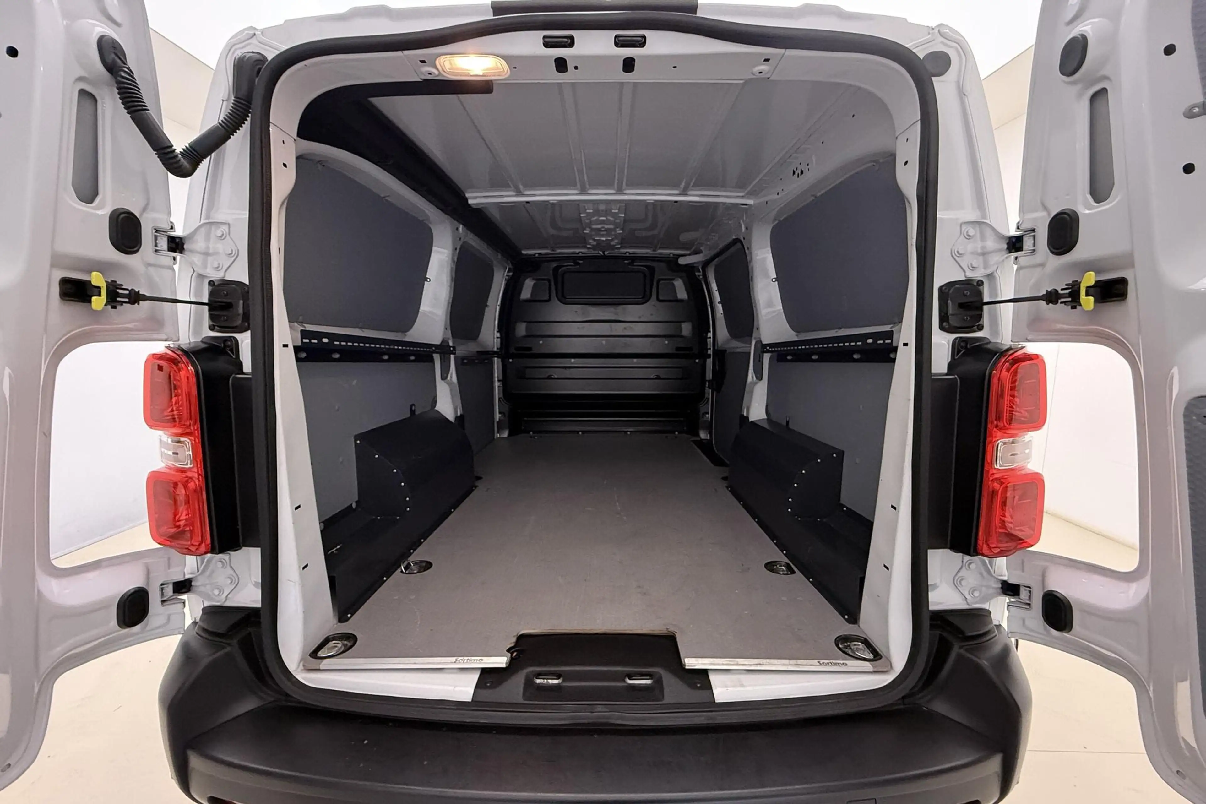 Fiat Scudo 2.0 Diesel 145 L3 Navigatie | Laadruimtebetimmerin — photo 10
