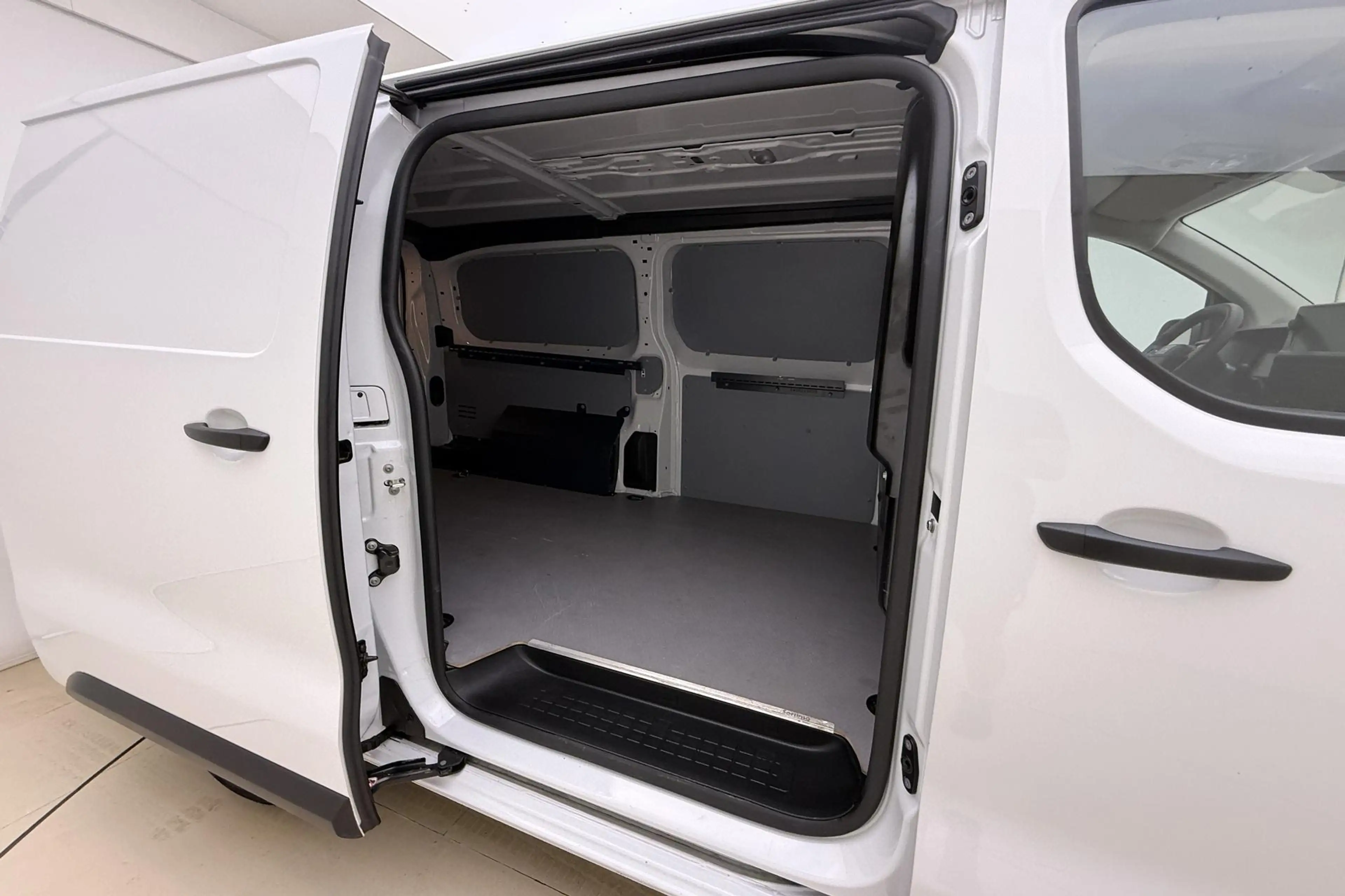 Fiat Scudo 2.0 Diesel 145 L3 Navigatie | Laadruimtebetimmerin — photo 13
