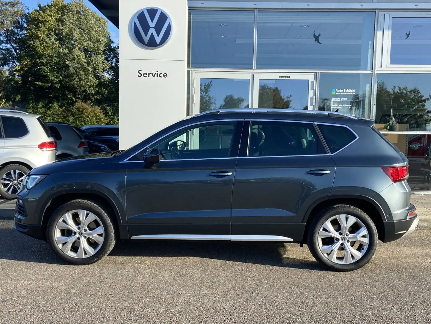 SEAT Ateca 2.0 TDI DSG 4-DRIVE X-Perience 18"+EL.HECK Grau - 2