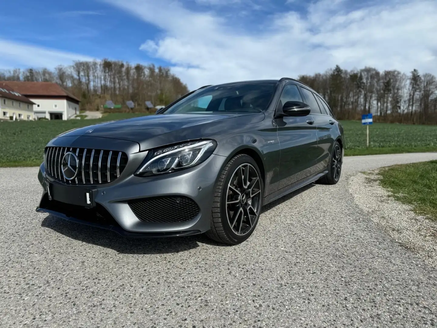 Mercedes-Benz C 43 AMG T 4MATIC Aut. Pickerl frisch Grau - 1