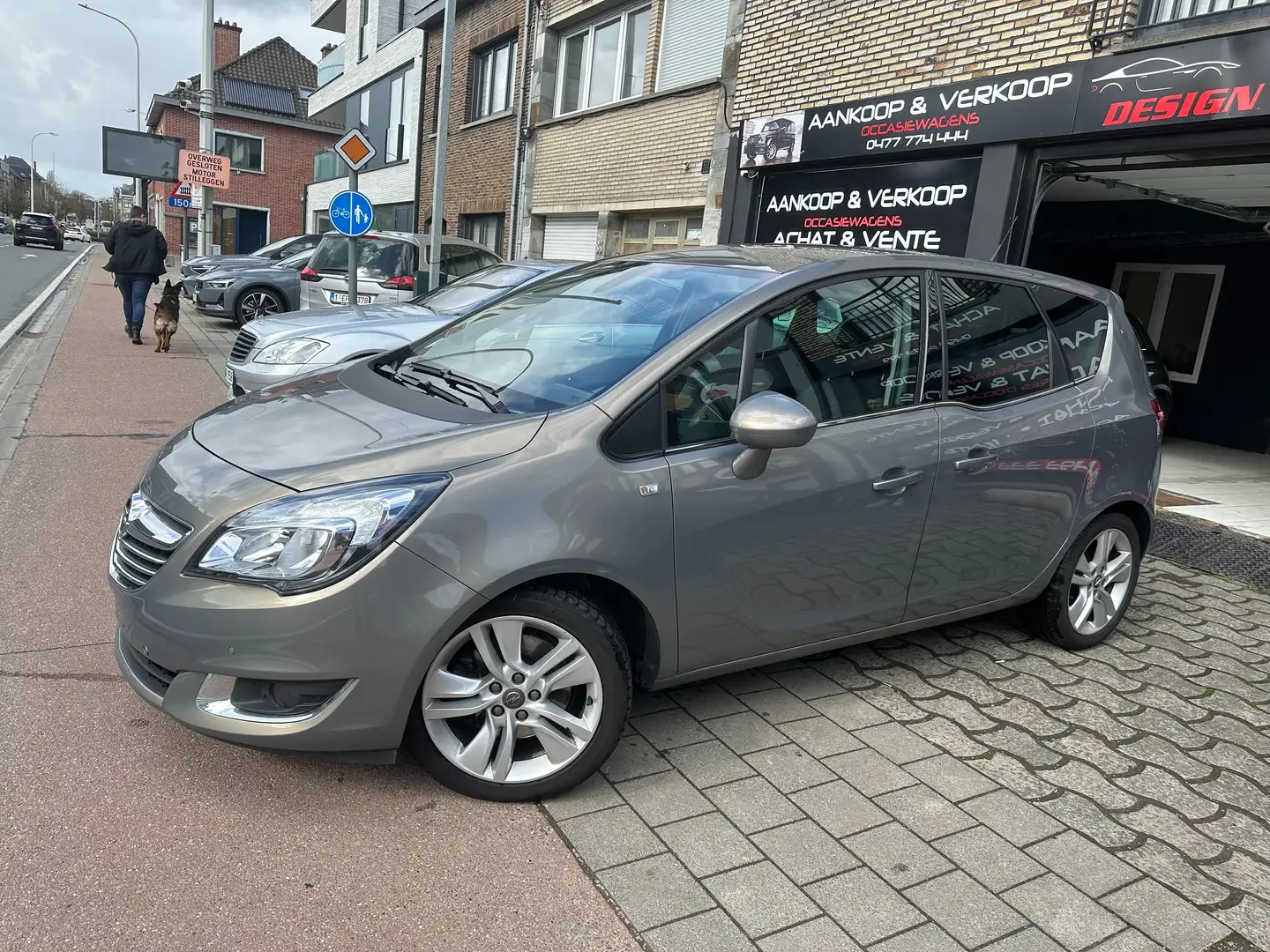 Opel Meriva 1.6 CDTi Cosmo Navigations Camera Sem Cuir*Euro 6* Grijs - 1